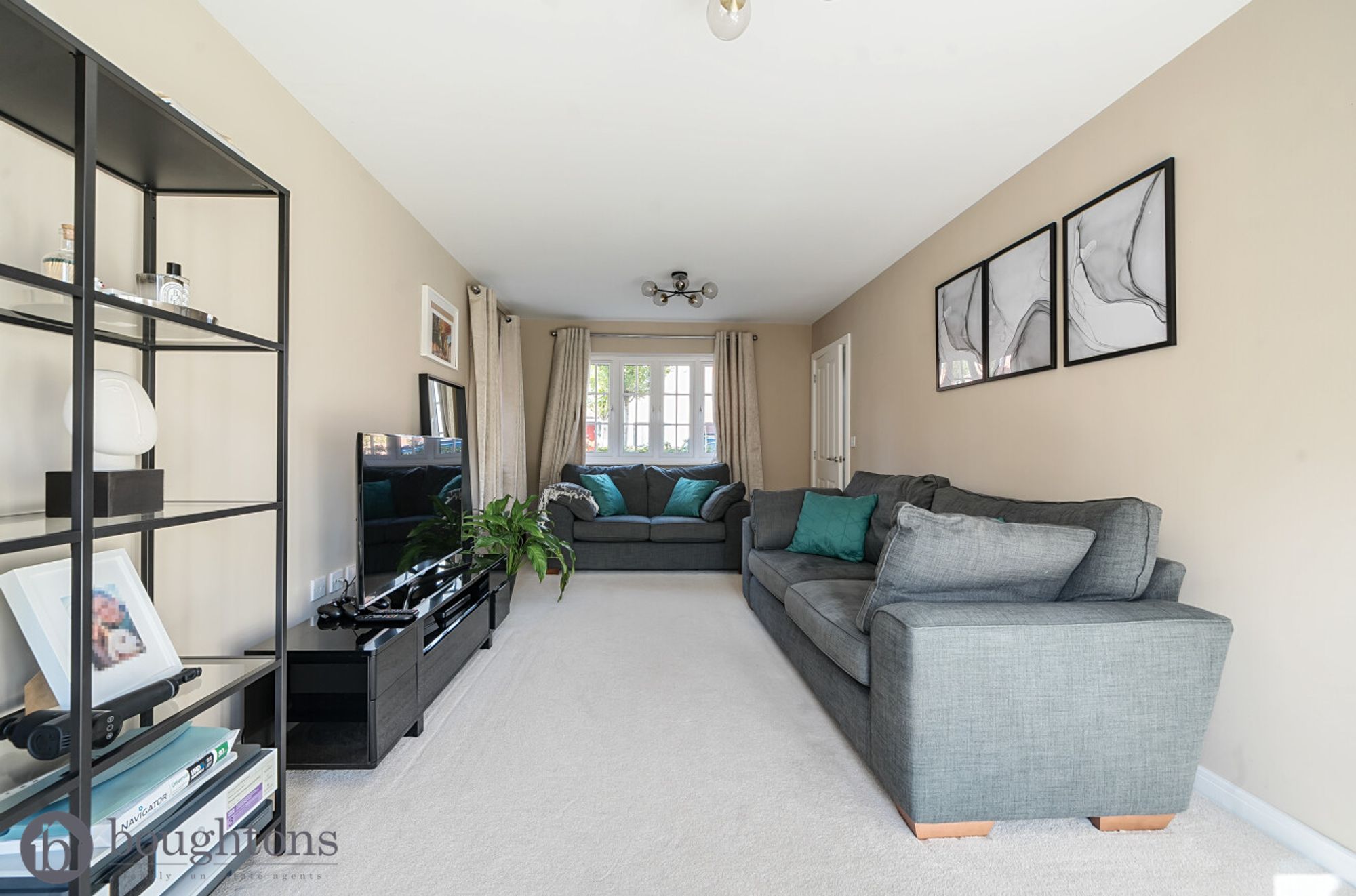 3 bed semi-detached house for sale in Foxhills Way, Brackley  - Property Image 8