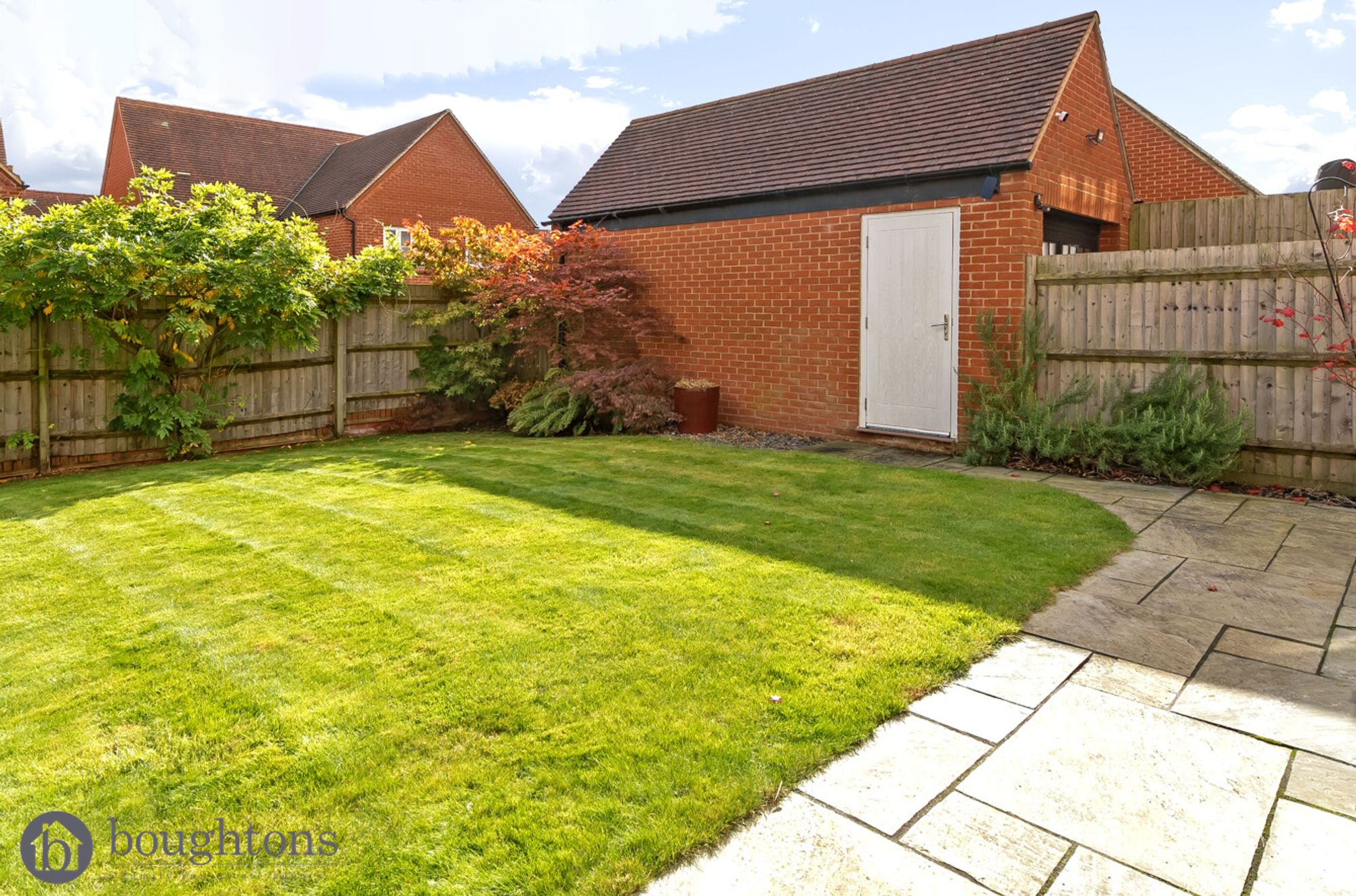 3 bed semi-detached house for sale in Foxhills Way, Brackley  - Property Image 21