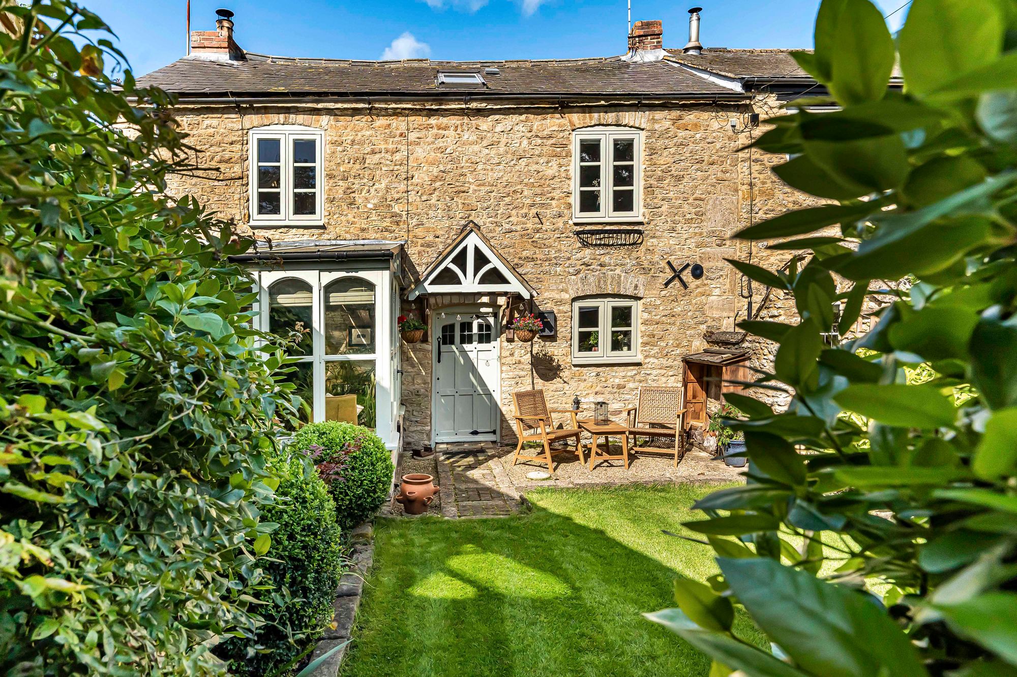 3 bed terraced house for sale in Chapel Row, Bicester, OX27