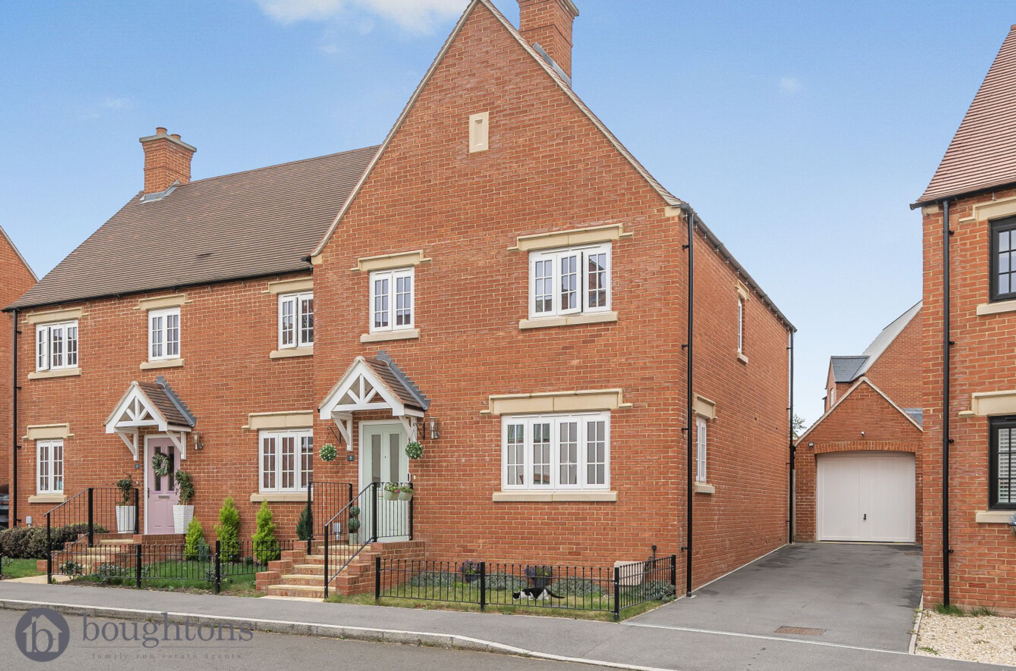 4 bed semi-detached house for sale in Europa Lane, Brackley  - Property Image 1