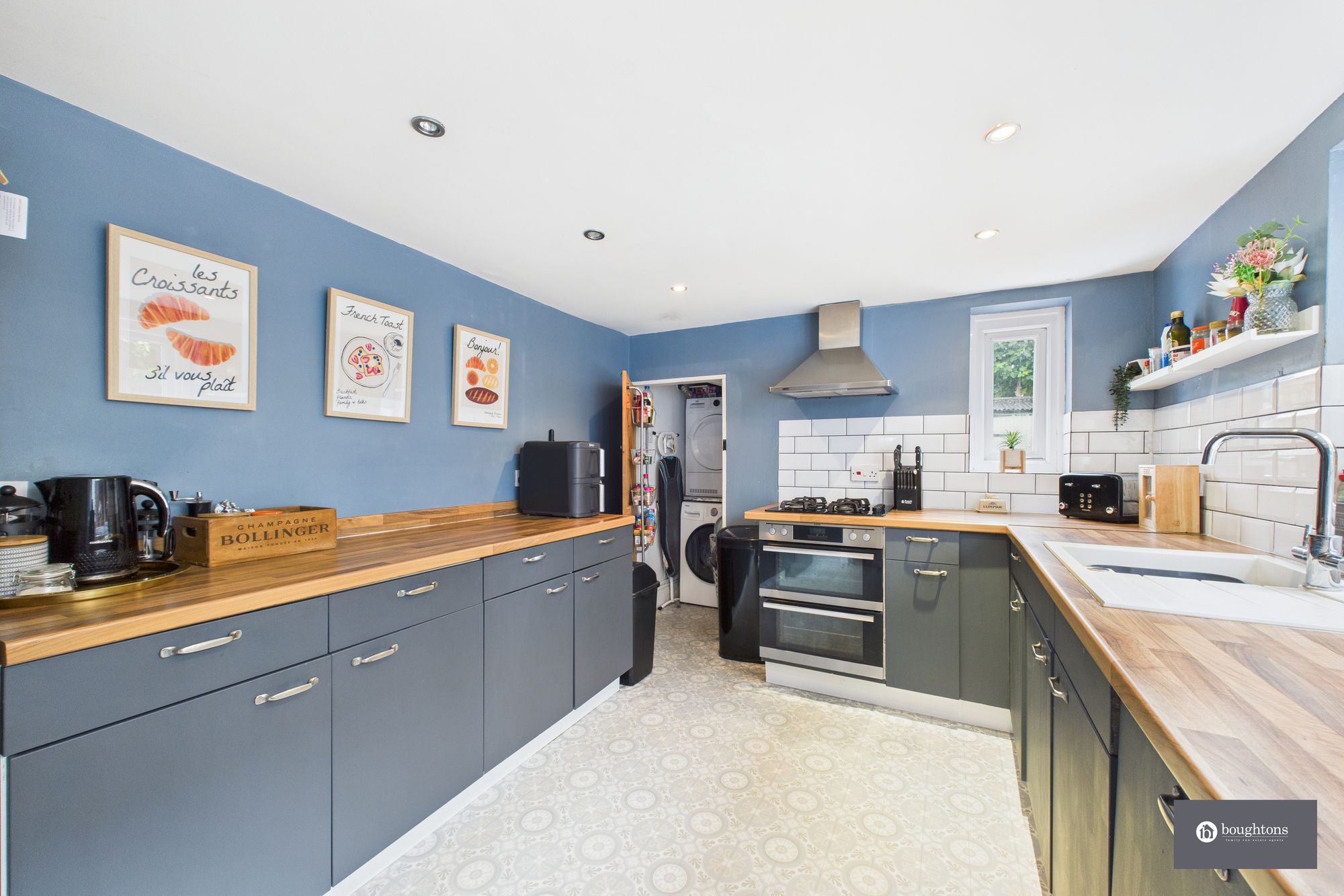 3 bed terraced house for sale in Halse Road, Brackley 1