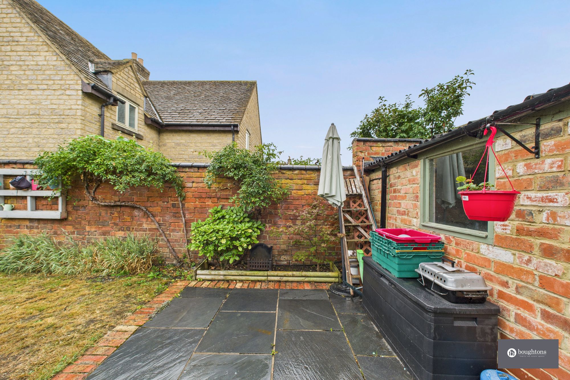 3 bed terraced house for sale in Halse Road, Brackley 24