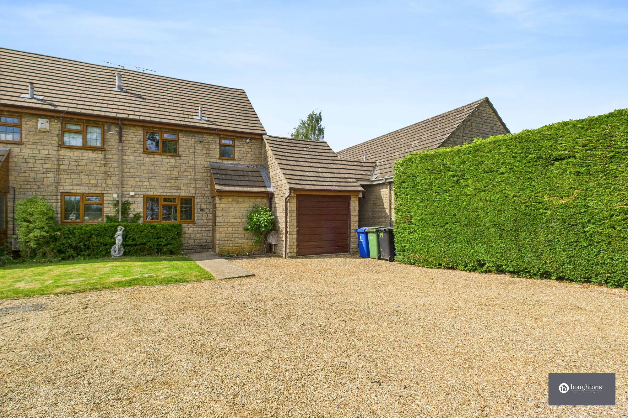 3 bed semi-detached house for sale in Brackley Road, Brackley, NN13