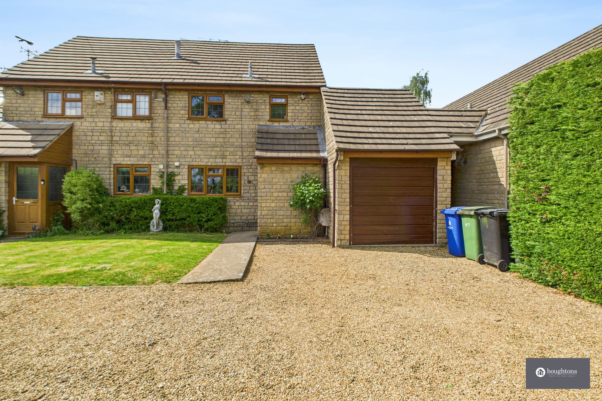 3 bed semi-detached house for sale in Brackley Road, Brackley  - Property Image 26