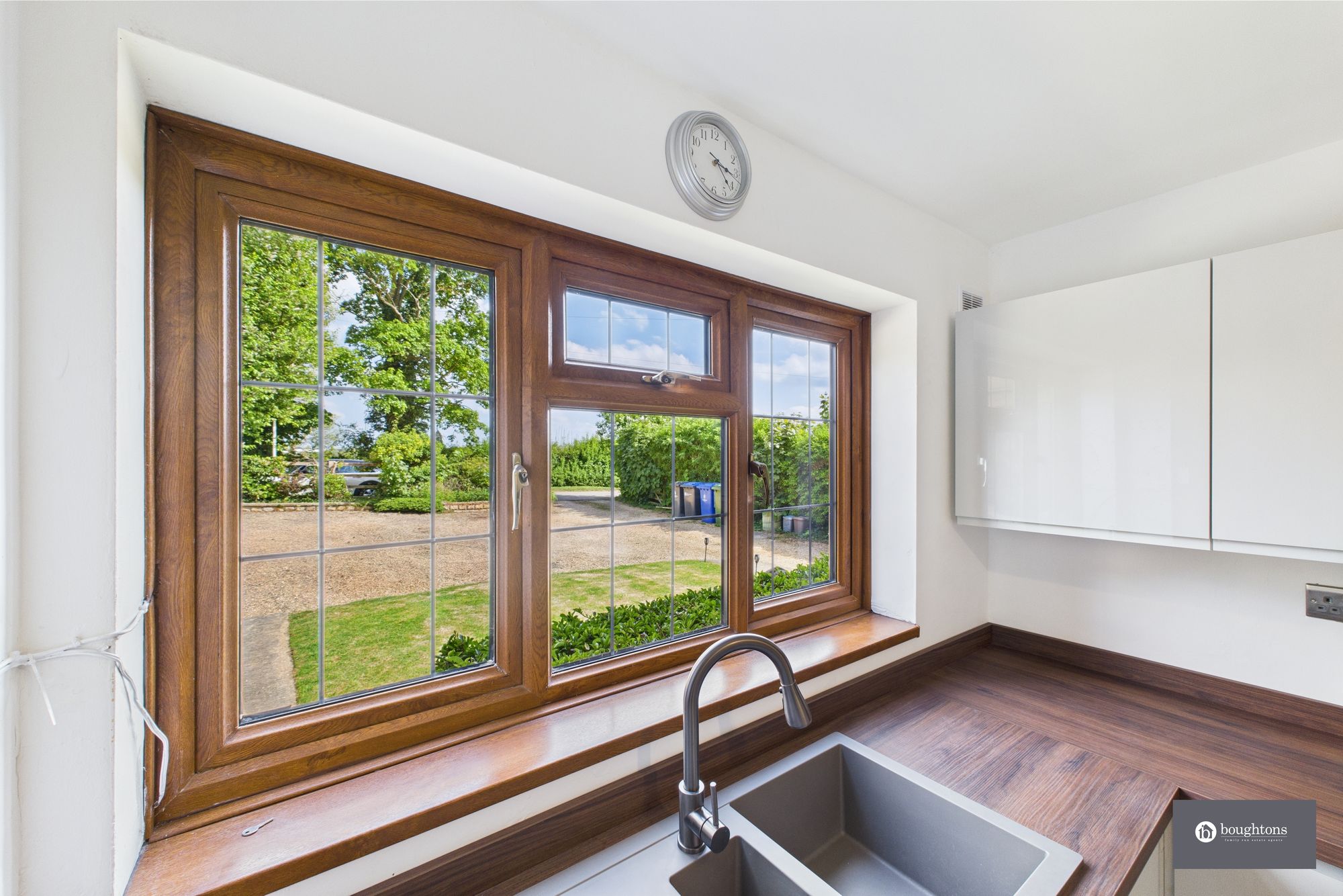 3 bed semi-detached house for sale in Brackley Road, Brackley  - Property Image 17