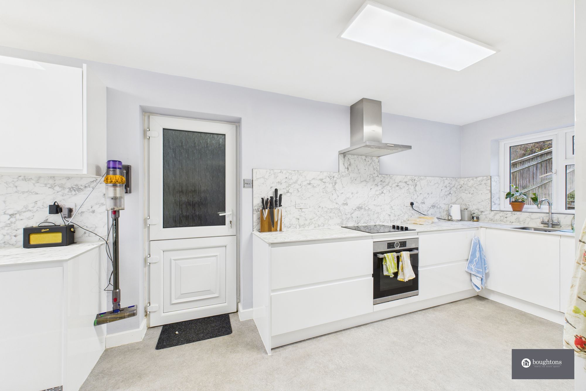 3 bed link detached house for sale in Valley Road, Finmere, MK18  - Property Image 8