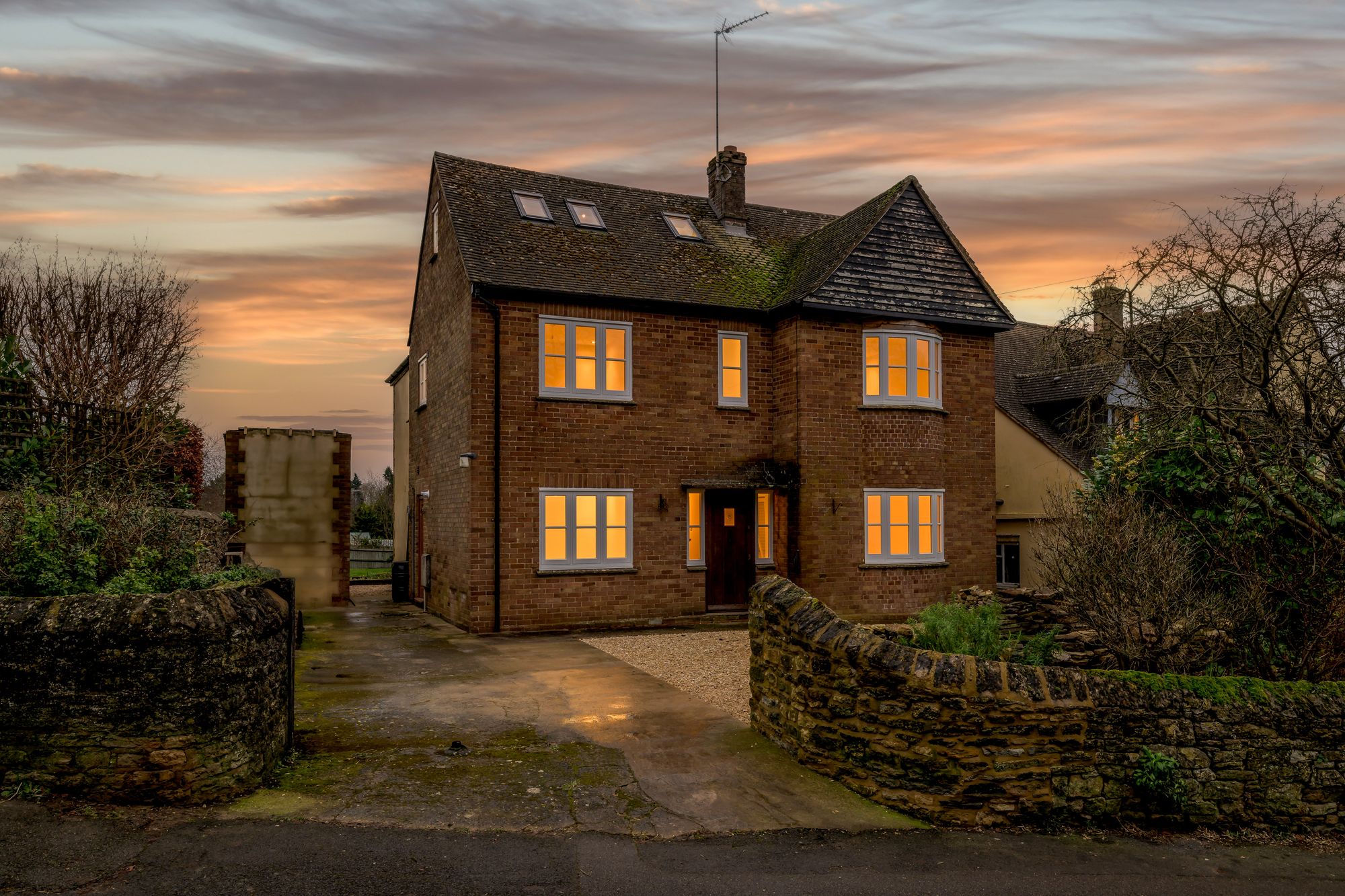 5 bed detached house for sale in Church Road, Brackley  - Property Image 38