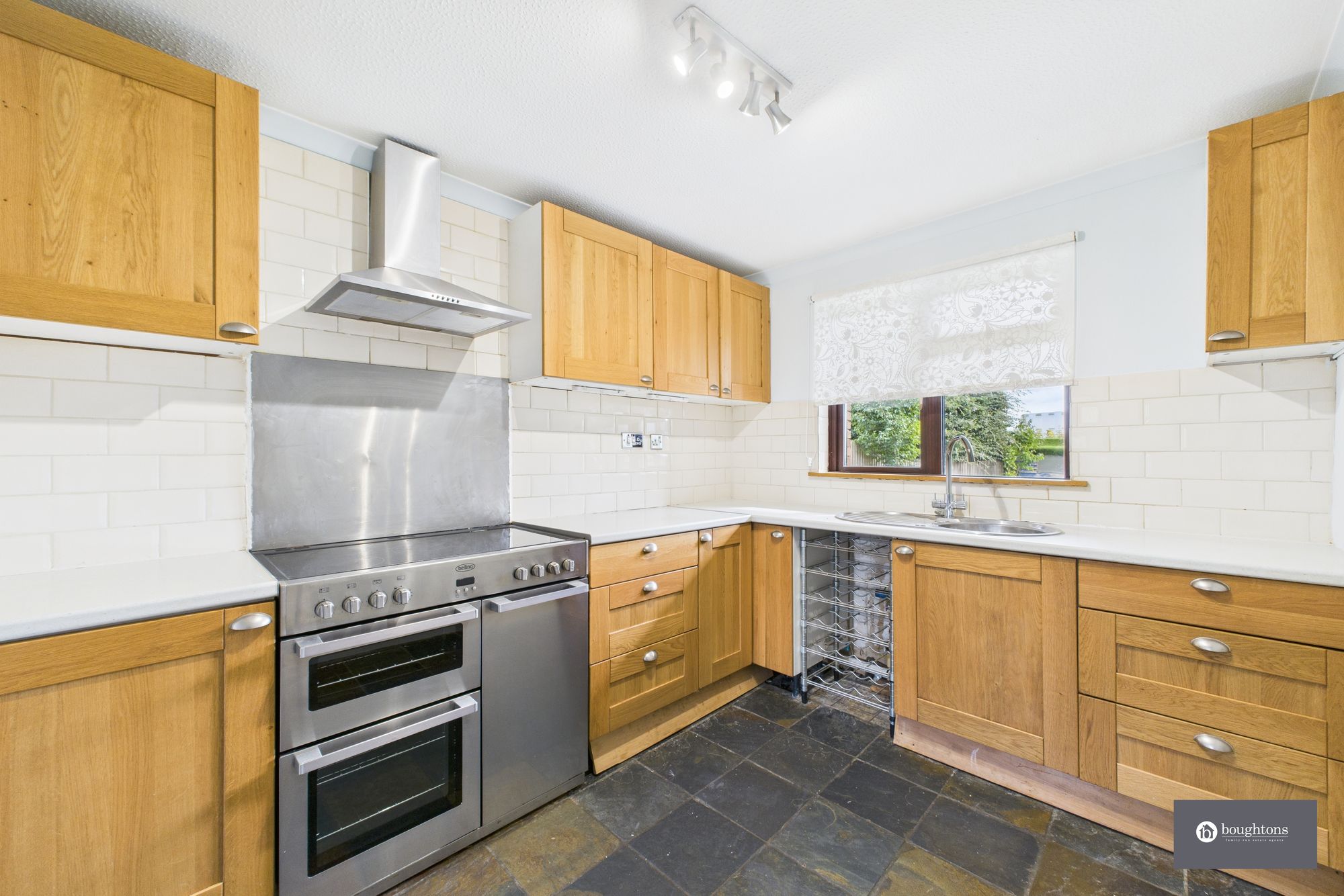 4 bed semi-detached house for sale in Brackley Road, Brackley 8