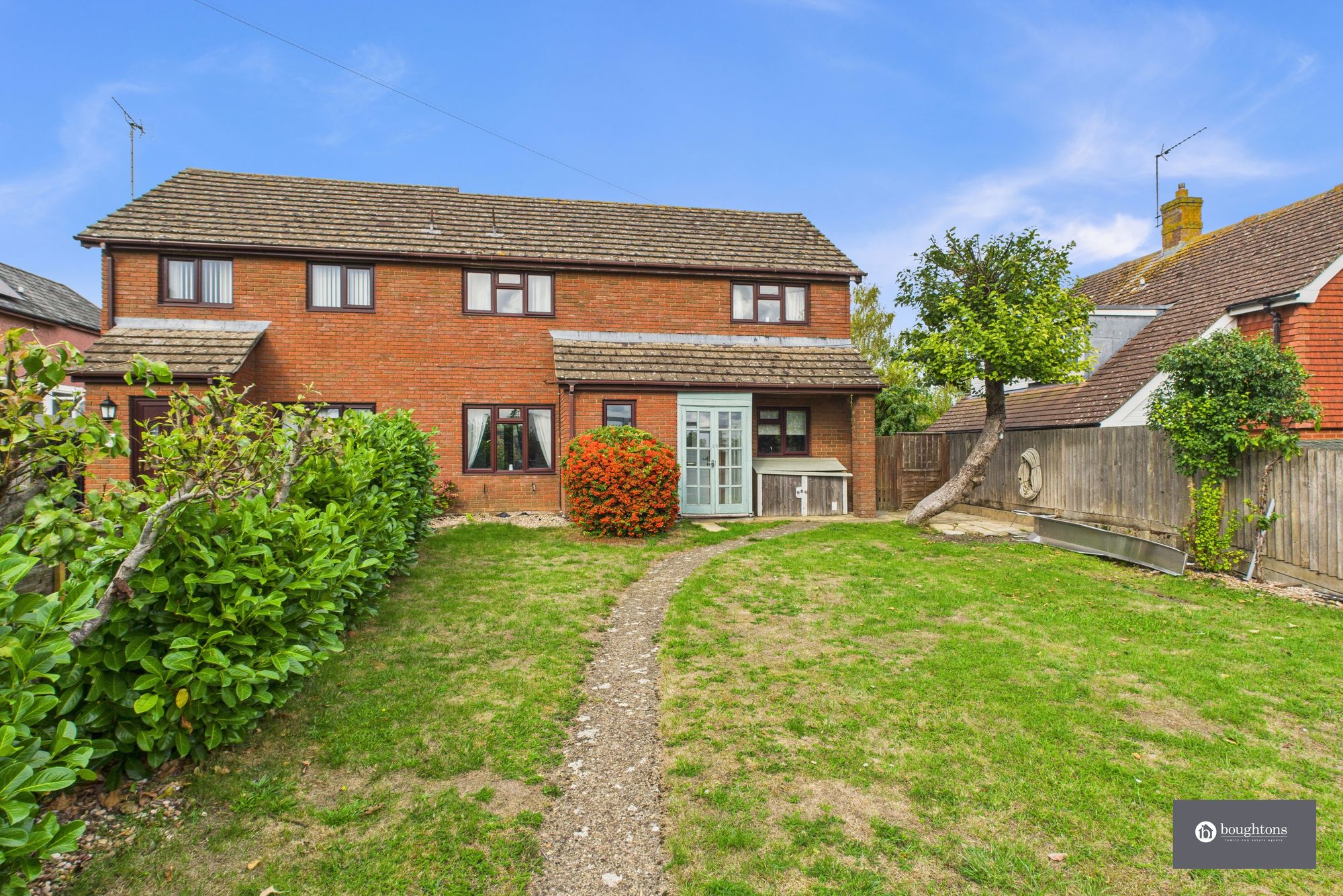 4 bed semi-detached house for sale in Brackley Road, Brackley, NN13