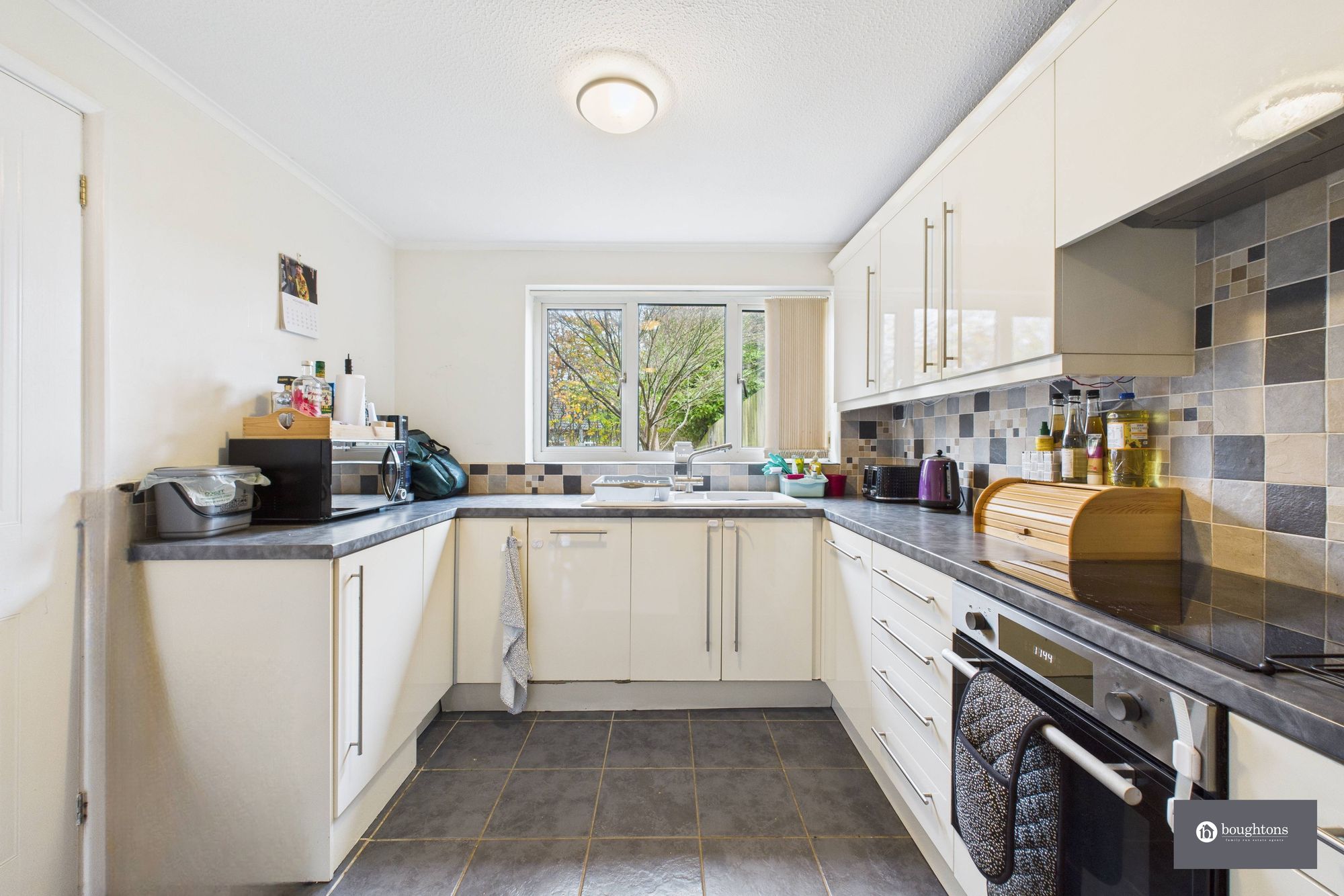 3 bed semi-detached house for sale in Lancaster Drive, Brackley, NN13  - Property Image 6