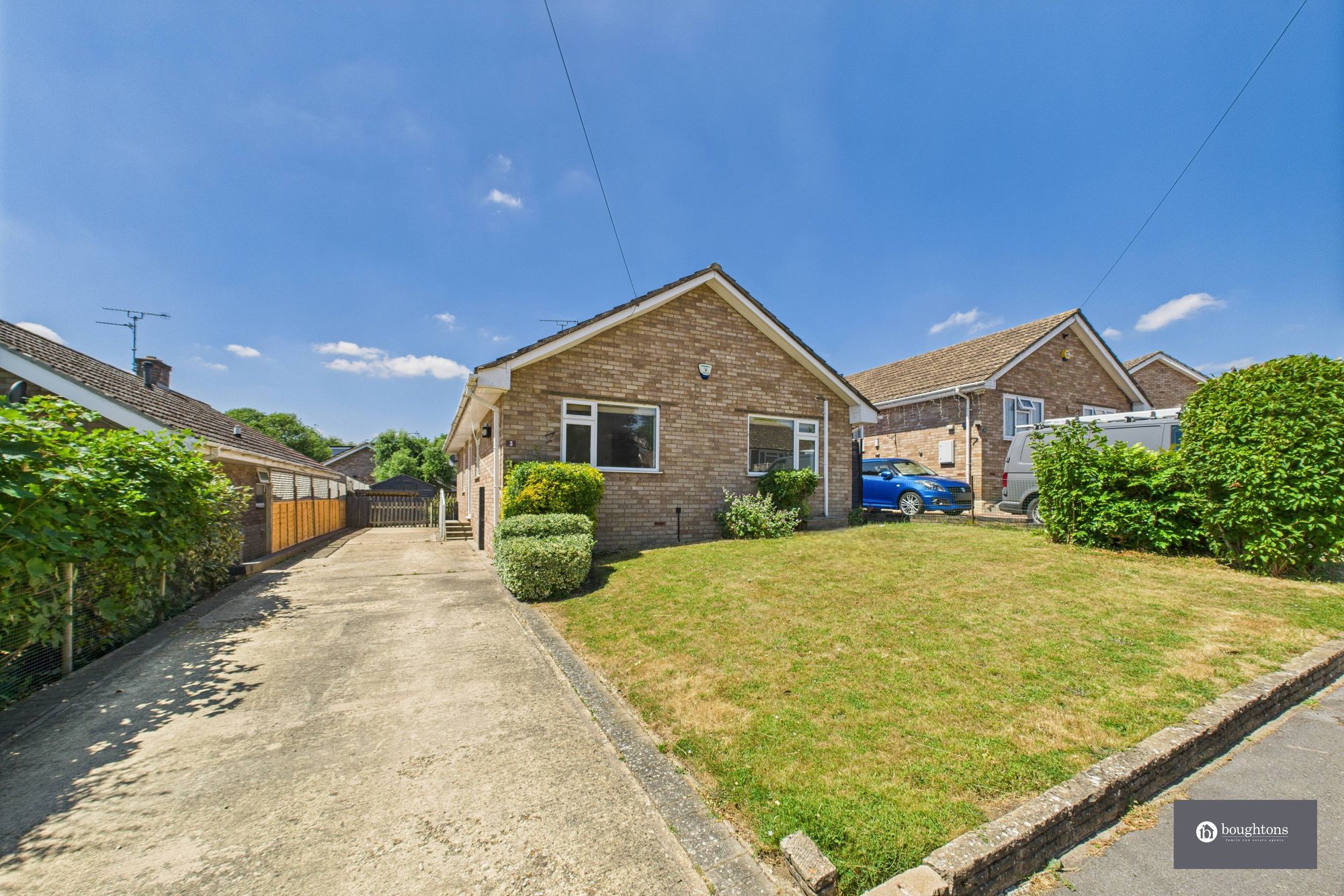 3 bed detached bungalow for sale in Portway Crescent, Brackley  - Property Image 1