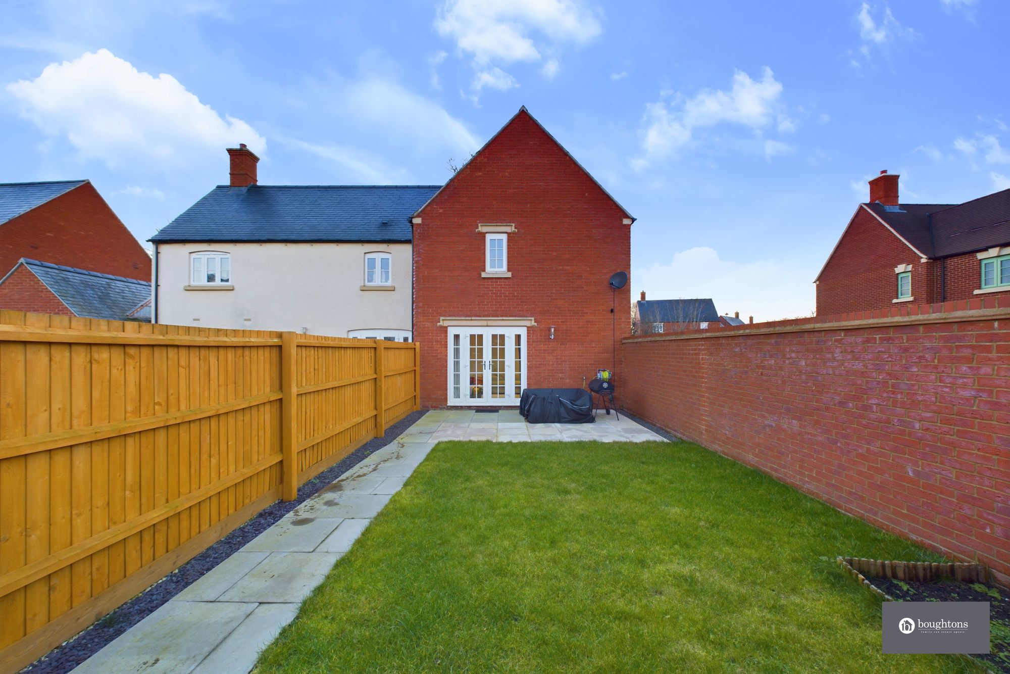 3 bed semi-detached house for sale in Marne Way, Brackley  - Property Image 18