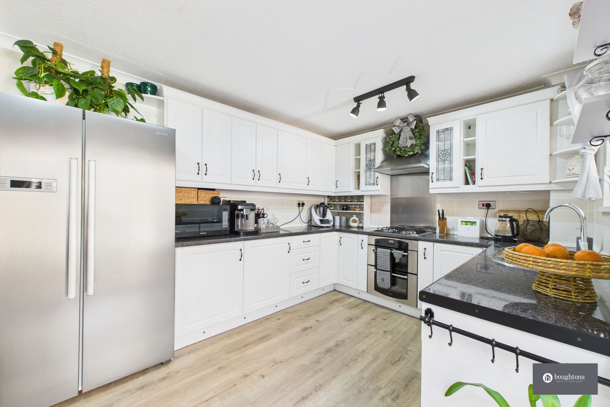 4 bed semi-detached house for sale in Blencowe Drive, Brackley  - Property Image 3