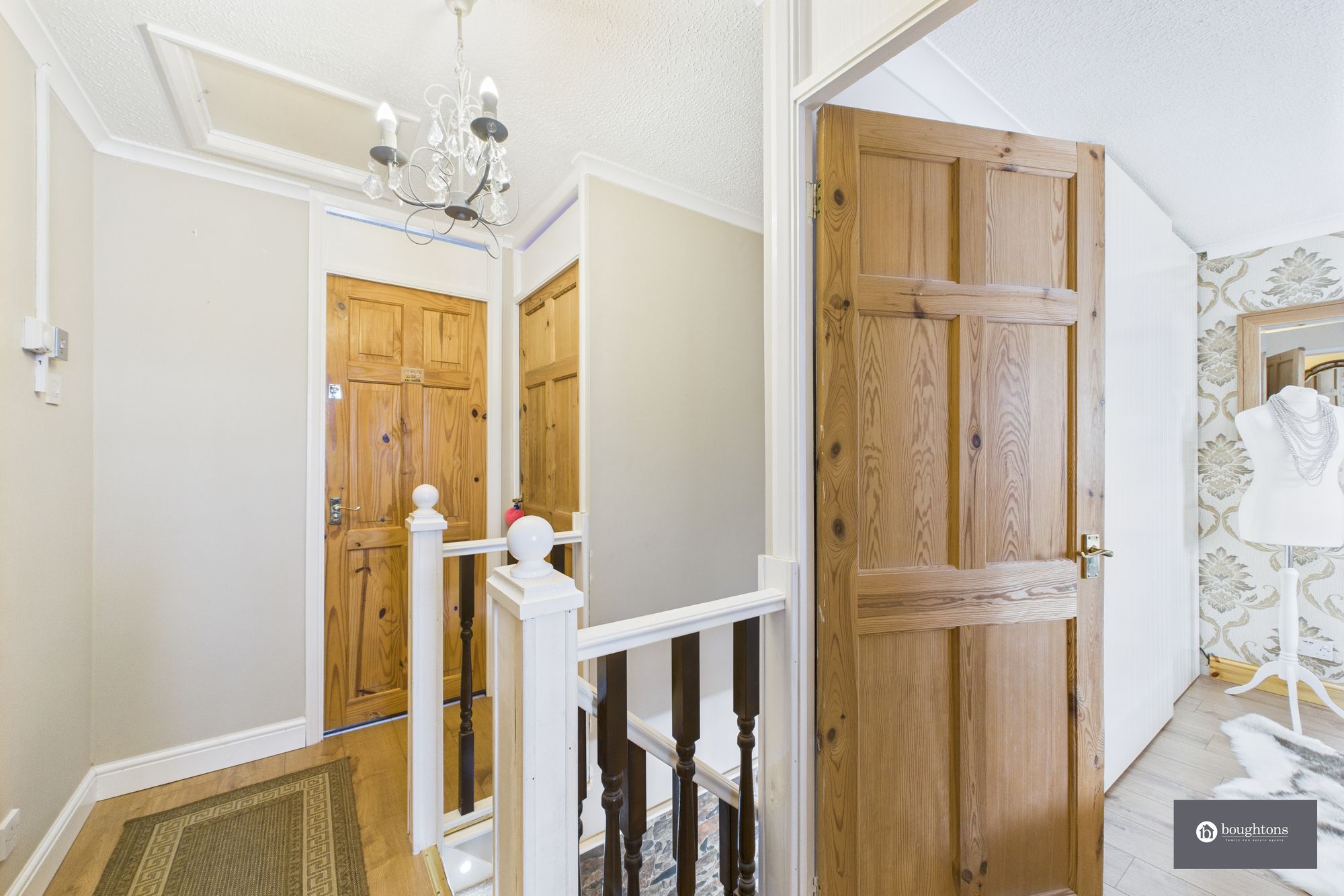 4 bed semi-detached house for sale in Blencowe Drive, Brackley  - Property Image 9