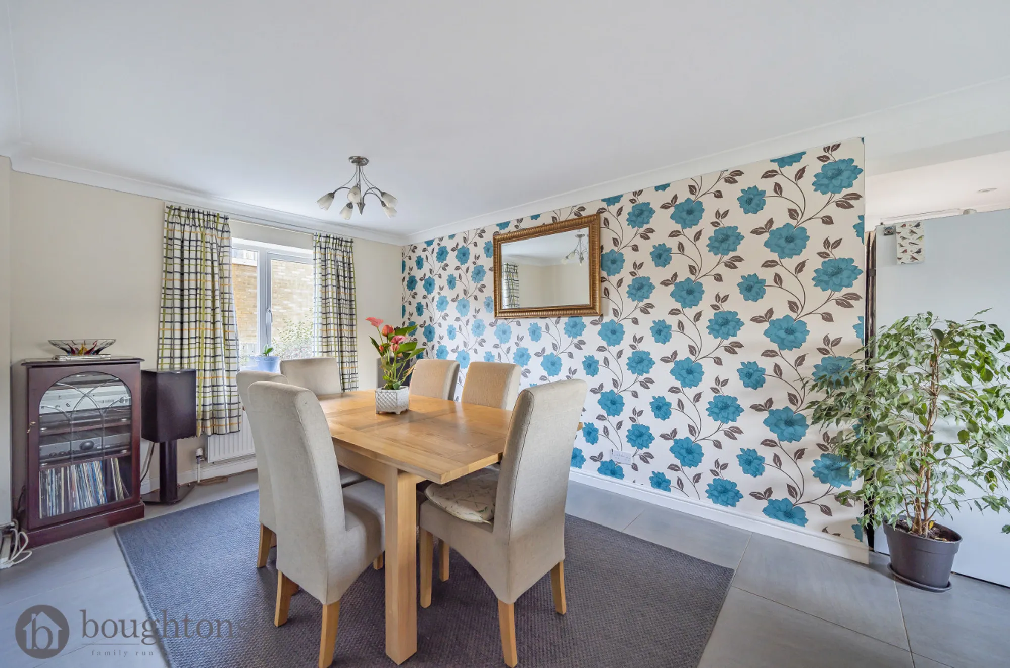 4 bed detached house for sale in Chinalls Close, Buckingham  - Property Image 10