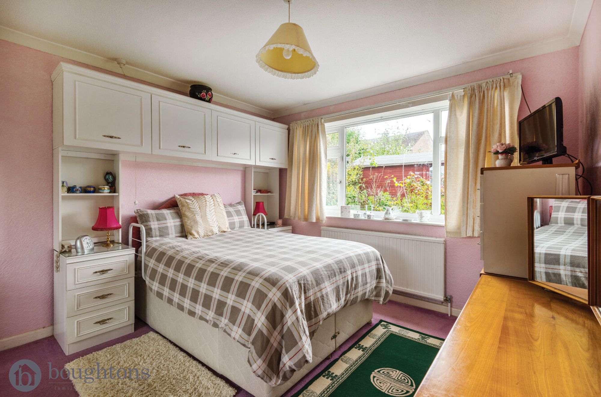 2 bed bungalow for sale in Brackley Road, Banbury  - Property Image 9