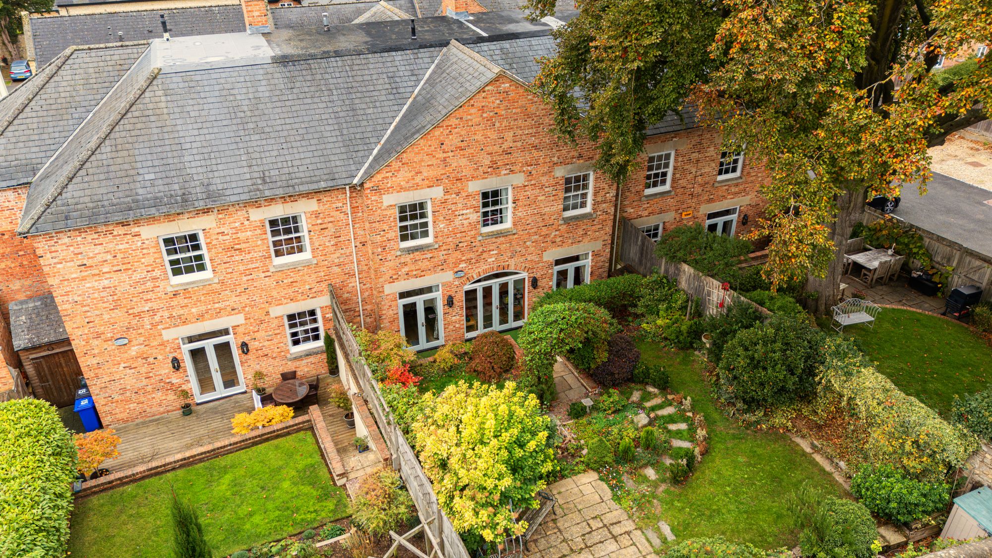 5 bed terraced house for sale in Brackley Lodge Mews, Brackley 1