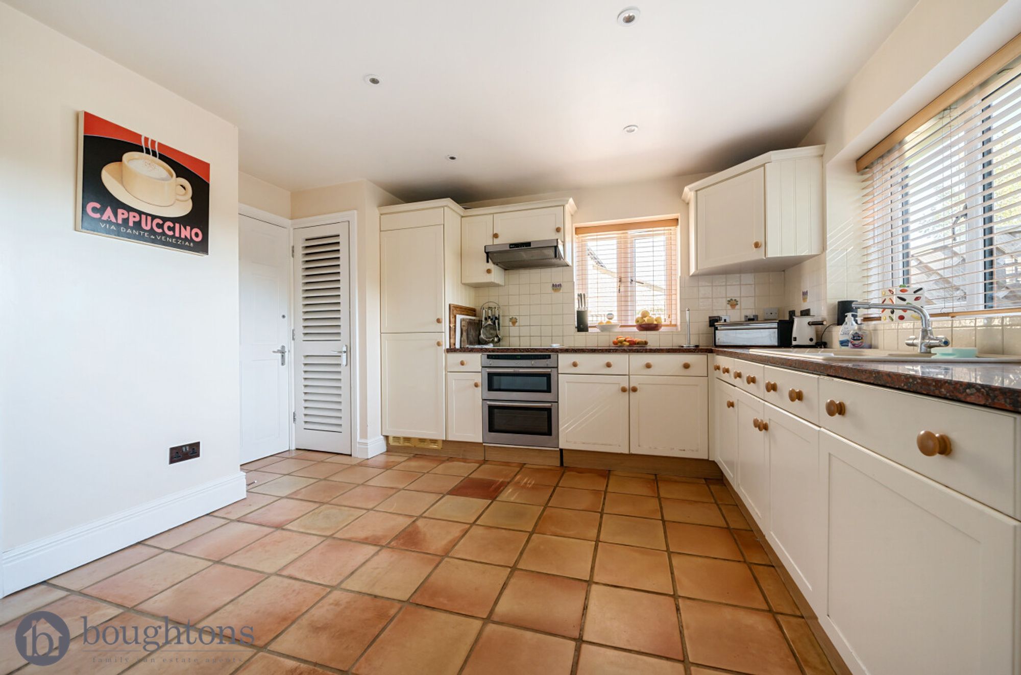 4 bed detached house for sale in Meadow Drive, Bicester  - Property Image 11