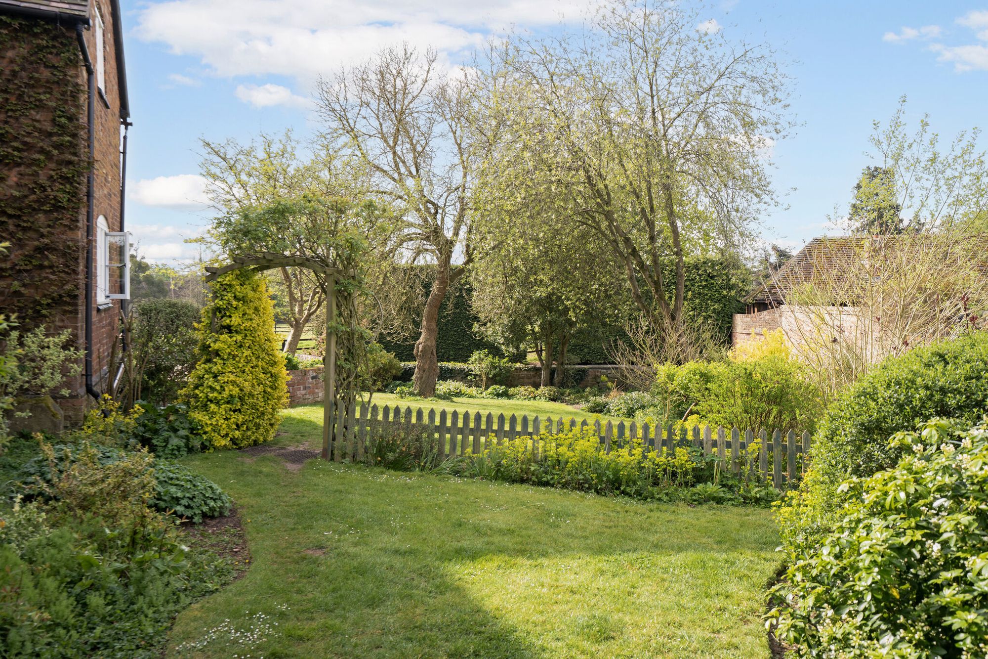 4 bed detached house for sale in Queenhill, Upton-on-Severn, Worcester, Worcestershire, WR8 32