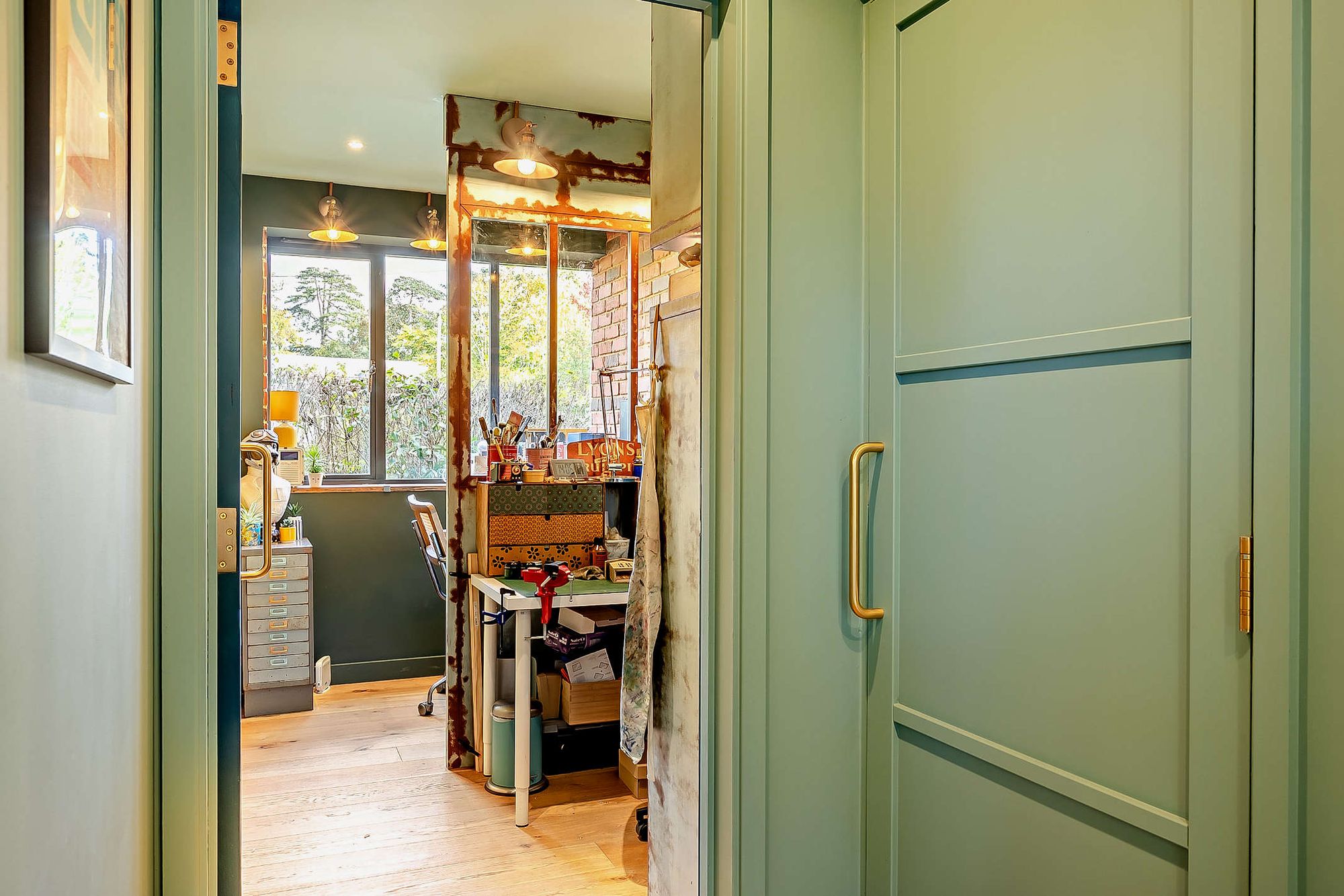 4 bed barn conversion for sale in Queen Street, Halford, CV36 32