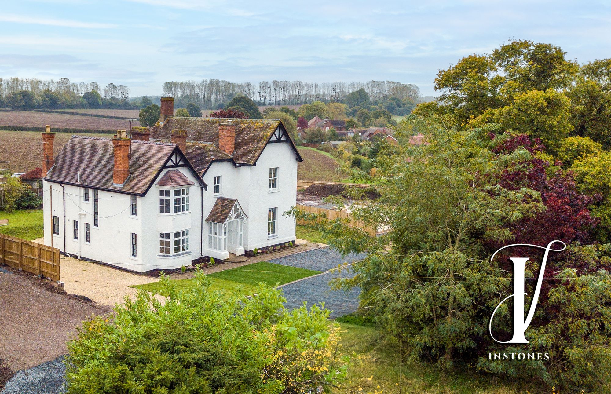 6 bed detached house for sale in Stocks Lane, Malvern  - Property Image 1