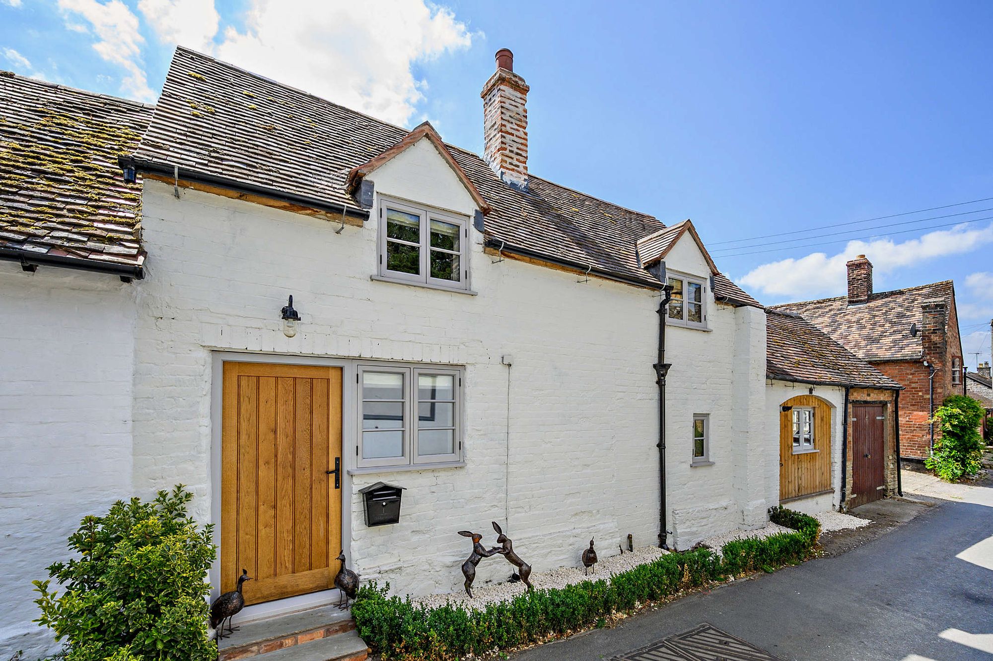 2 bed semi-detached house for sale in Bridge Street, Evesham, WR11