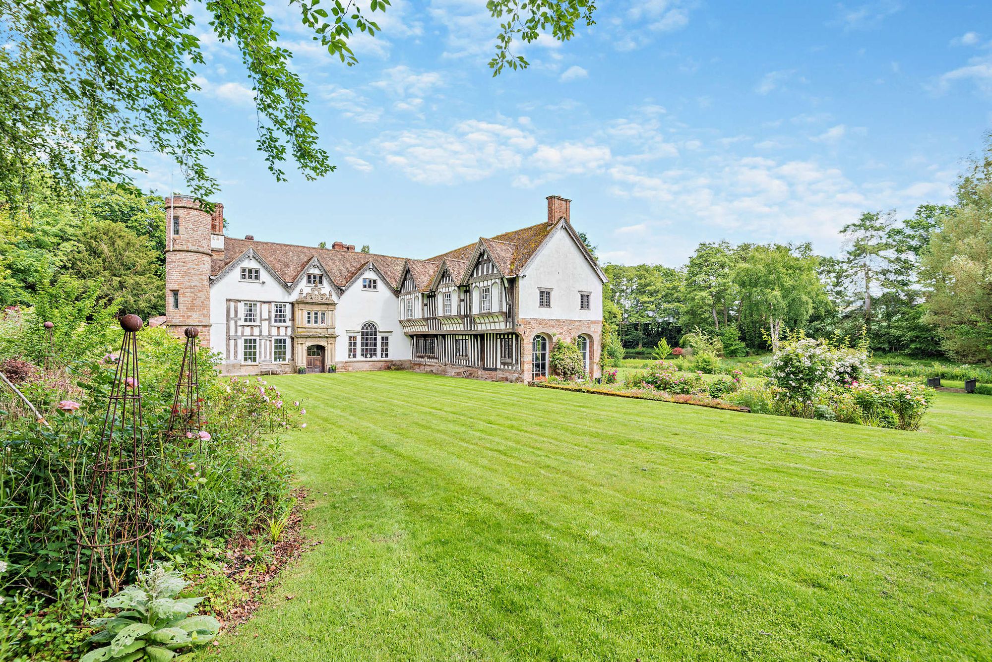 14 bed house for sale in Phocle Green, Ross-On-Wye  - Property Image 2