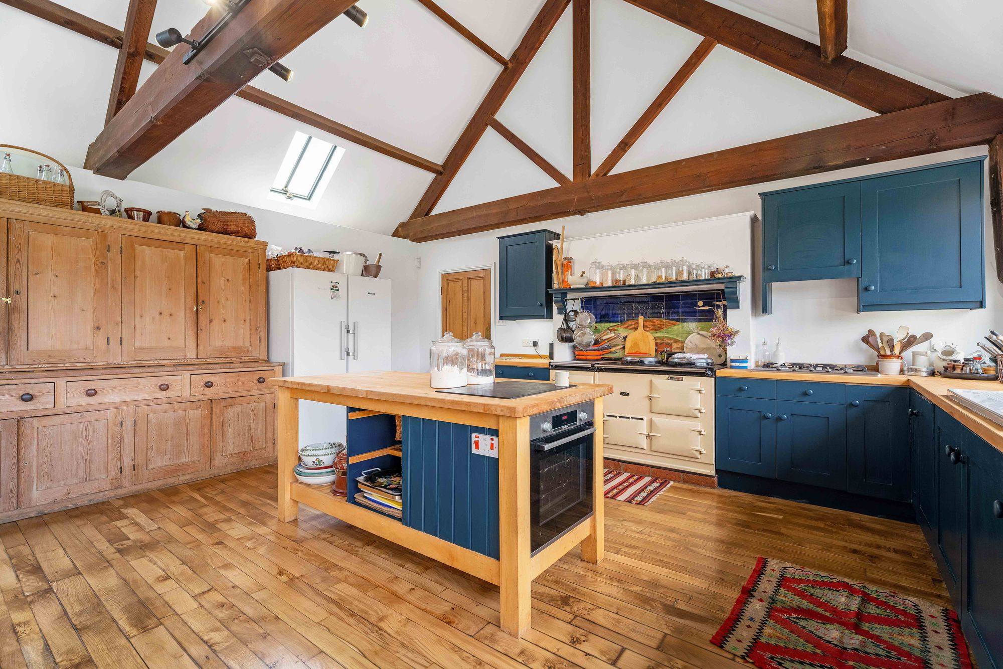 4 bed barn conversion for sale in Sutton Under Brailes, Banbury, OX15 11