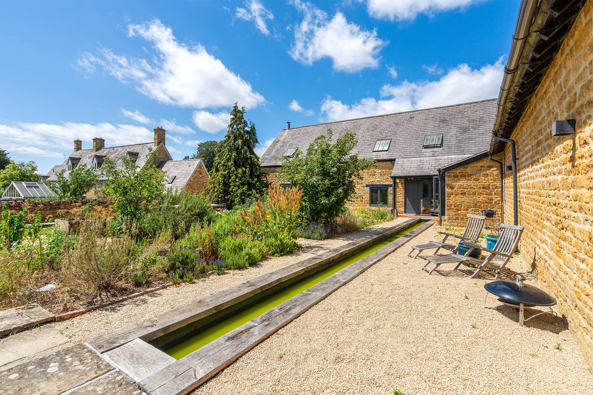 4 bed barn conversion for sale in Sutton Under Brailes, Banbury, OX15 35