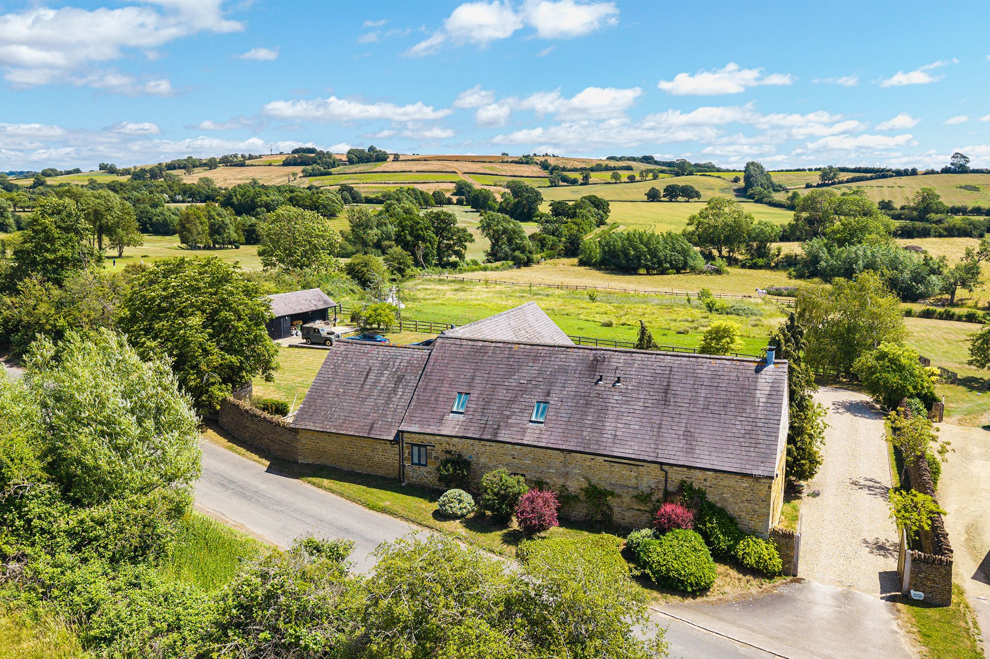 4 bed barn conversion for sale in Sutton Under Brailes, Banbury, OX15 37