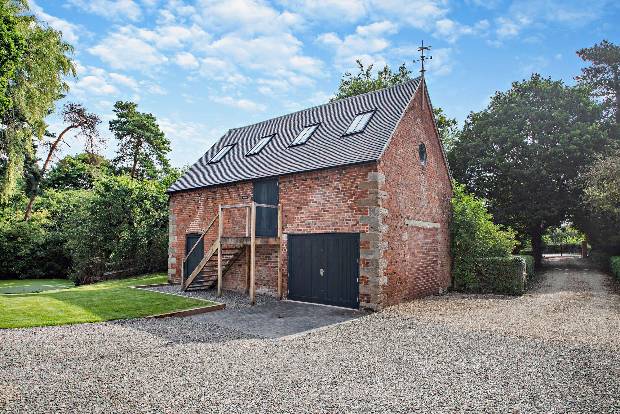 6 bed detached house for sale in Cutnall Green, Droitwich  - Property Image 50