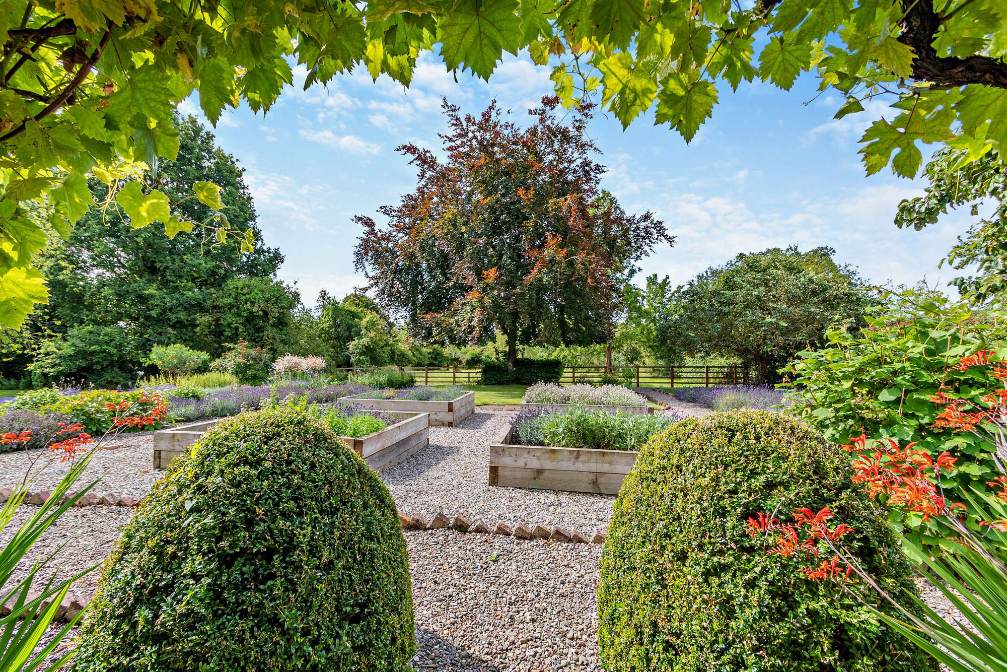 6 bed detached house for sale in Cutnall Green, Droitwich  - Property Image 28