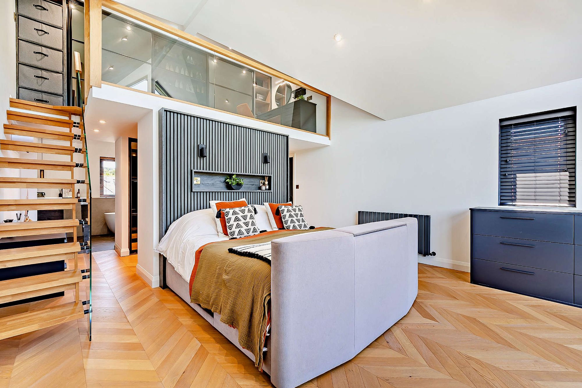 5 bed detached house for sale in Hagley Close, Hagley, DY9 17