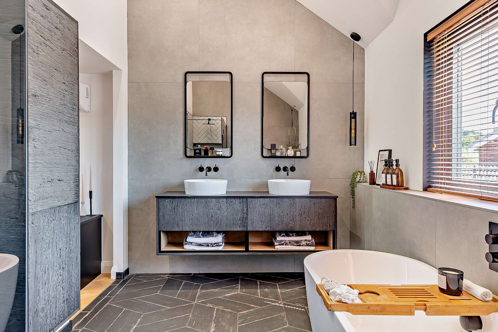 5 bed detached house for sale in Hagley Close, Hagley, DY9 24