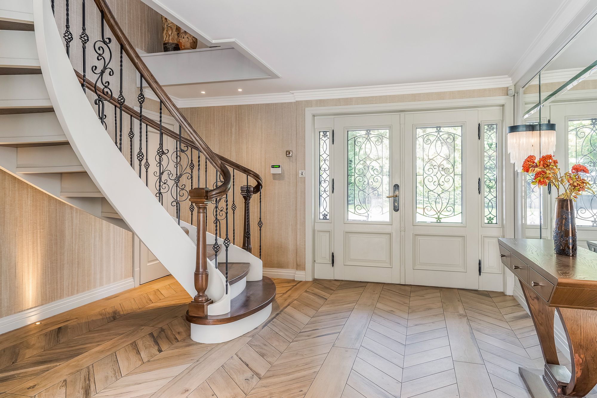 6 bed detached house for sale in Windmill Lane, Barnet, EN5 4