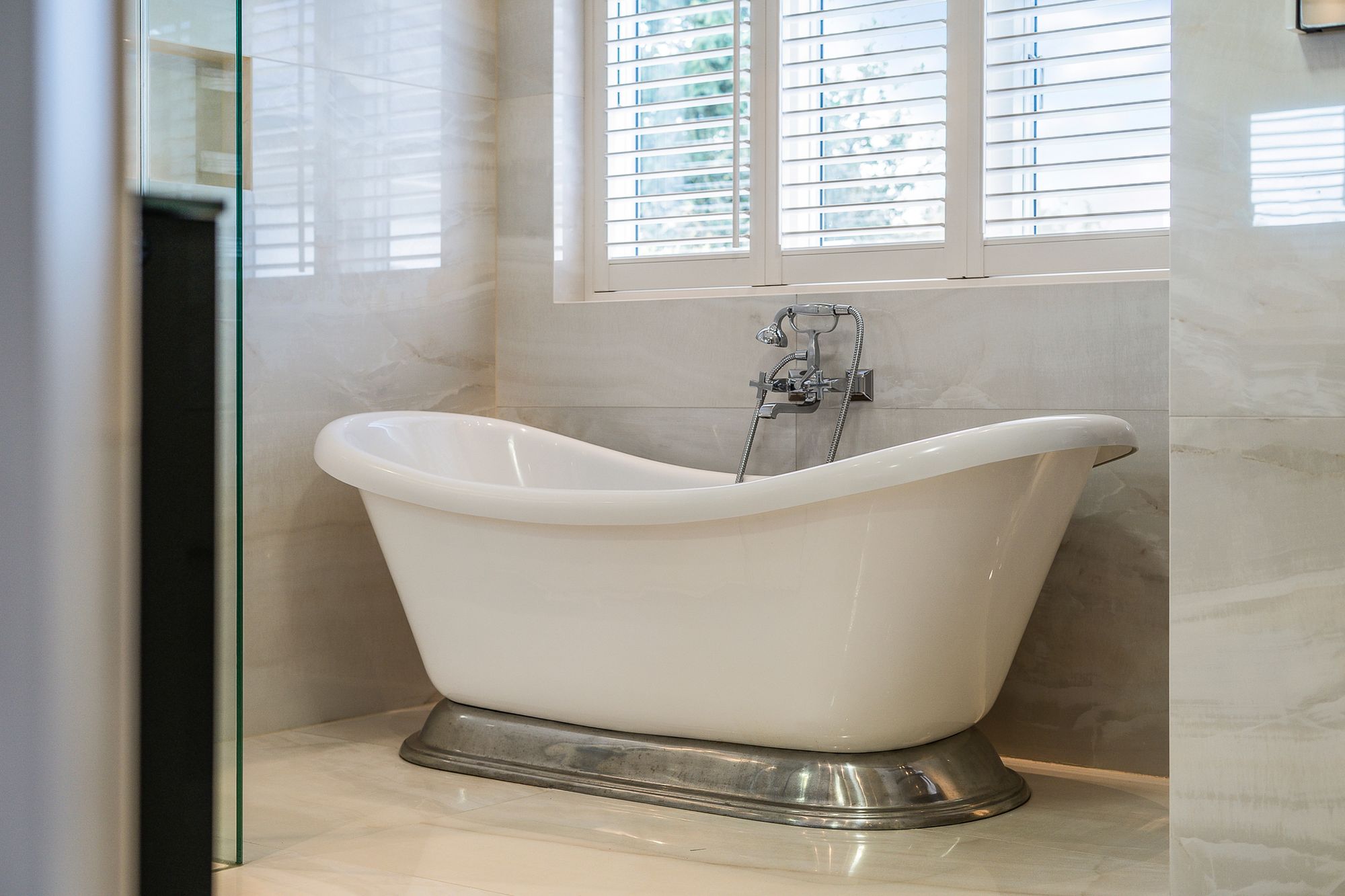 6 bed detached house for sale in Windmill Lane, Barnet, EN5 51