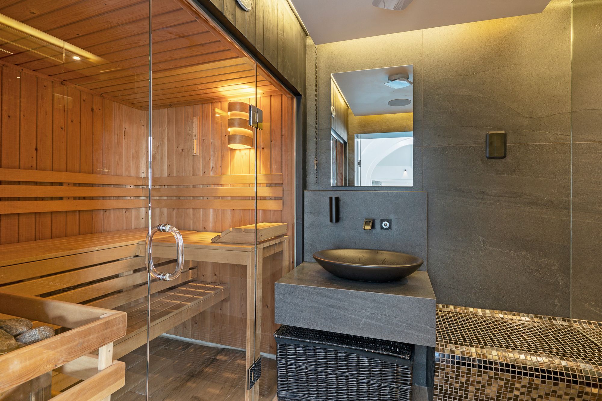 6 bed detached house for sale in Windmill Lane, Barnet, EN5 34