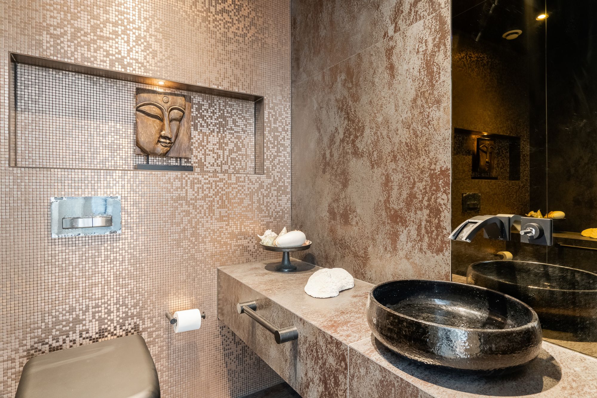 6 bed detached house for sale in Windmill Lane, Barnet, EN5 22