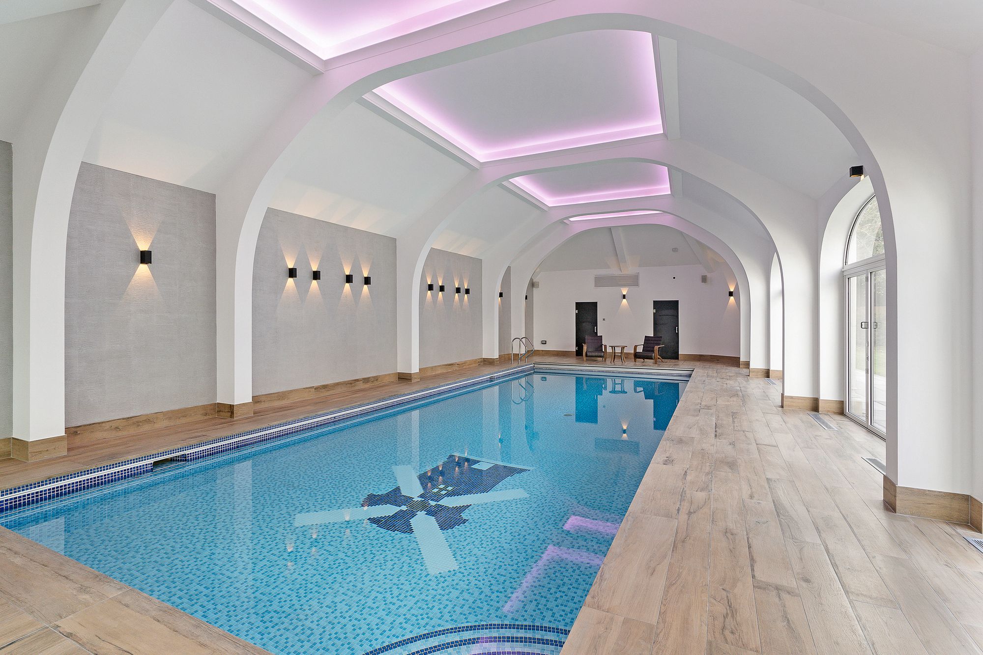 6 bed detached house for sale in Windmill Lane, Barnet, EN5 28