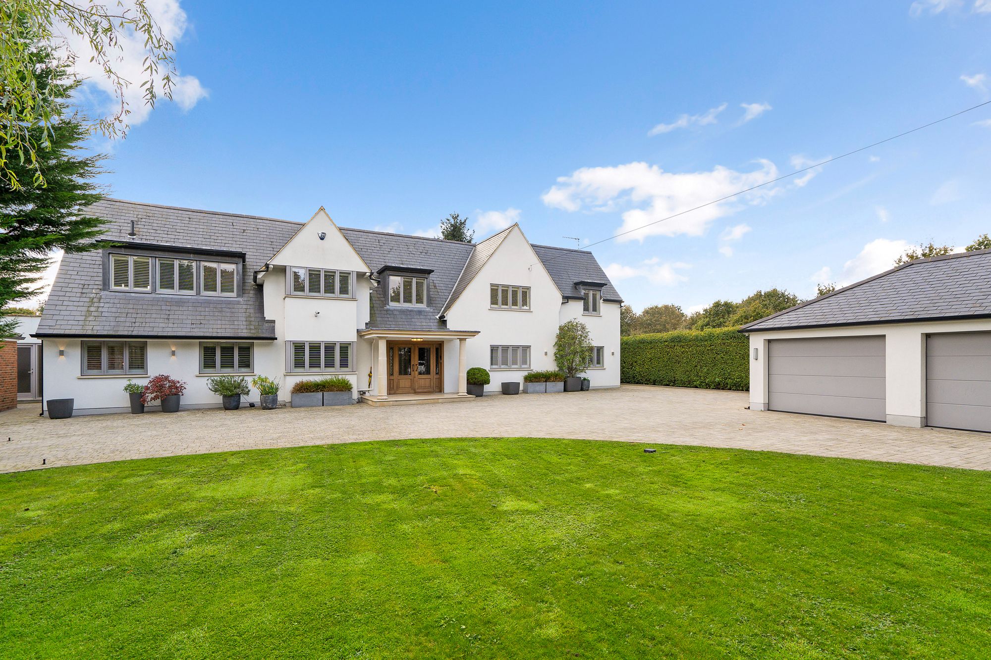 6 bed detached house for sale in Windmill Lane, Barnet, EN5 61