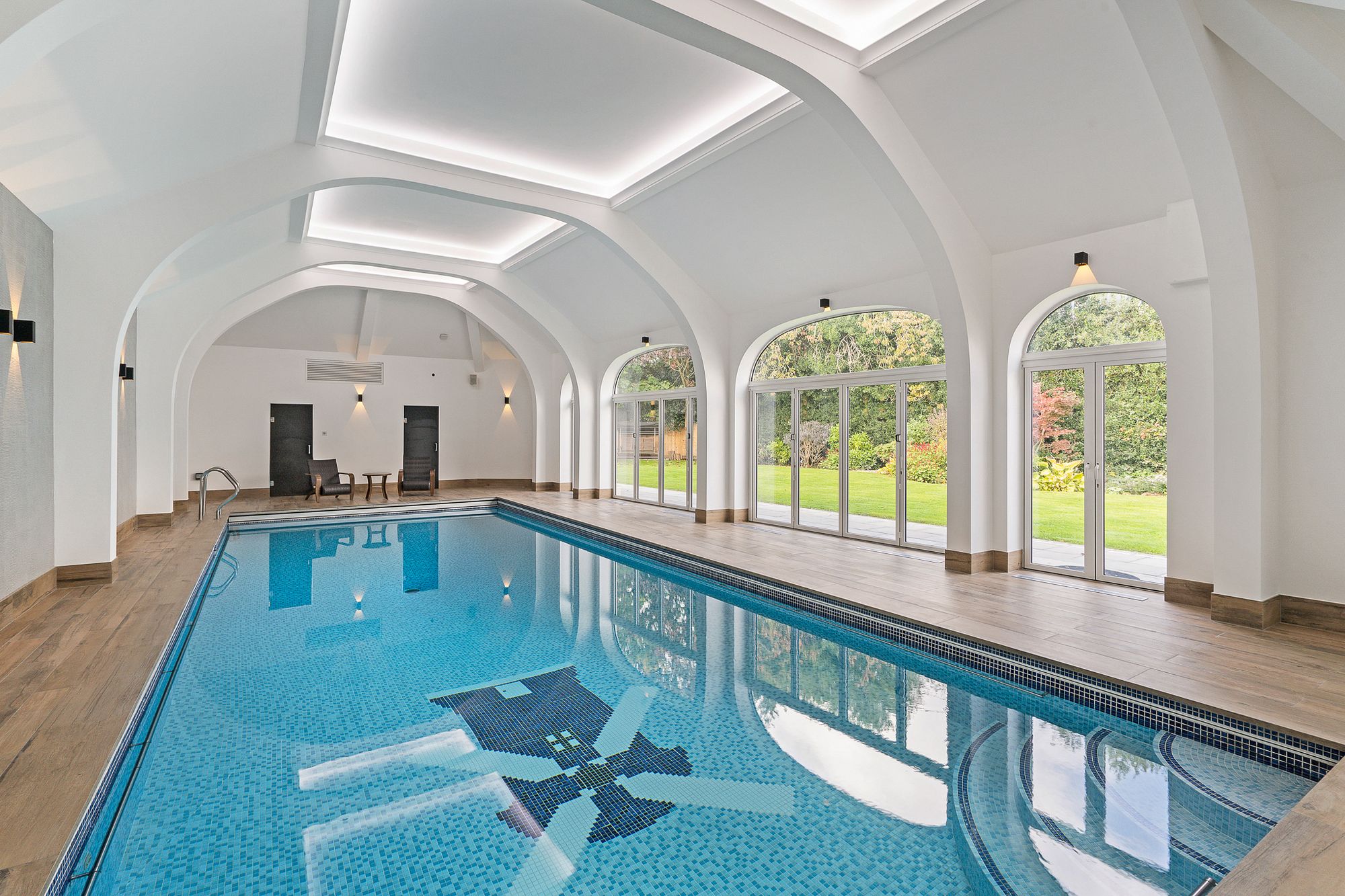 6 bed detached house for sale in Windmill Lane, Barnet, EN5 30