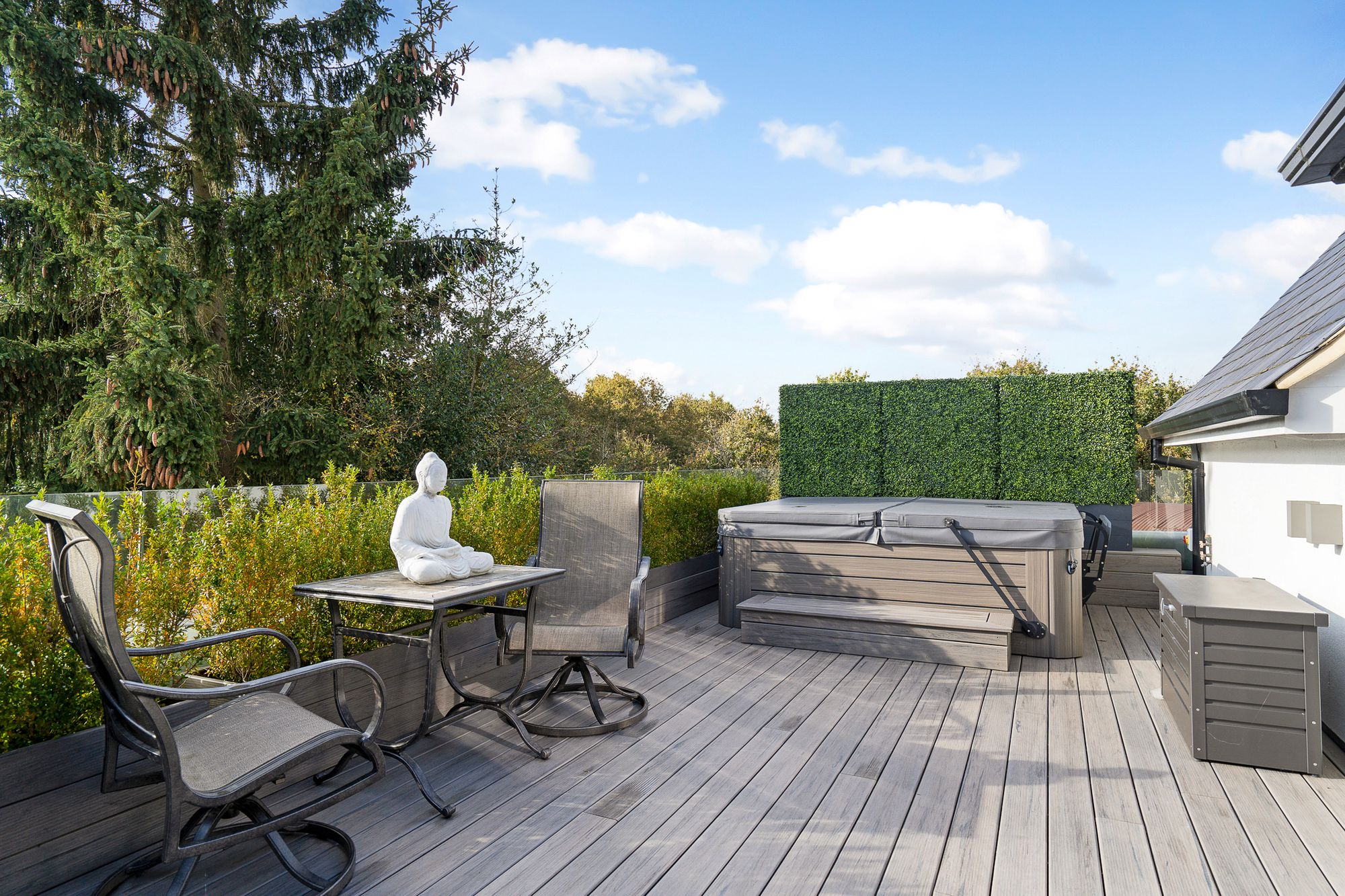 6 bed detached house for sale in Windmill Lane, Barnet, EN5 47