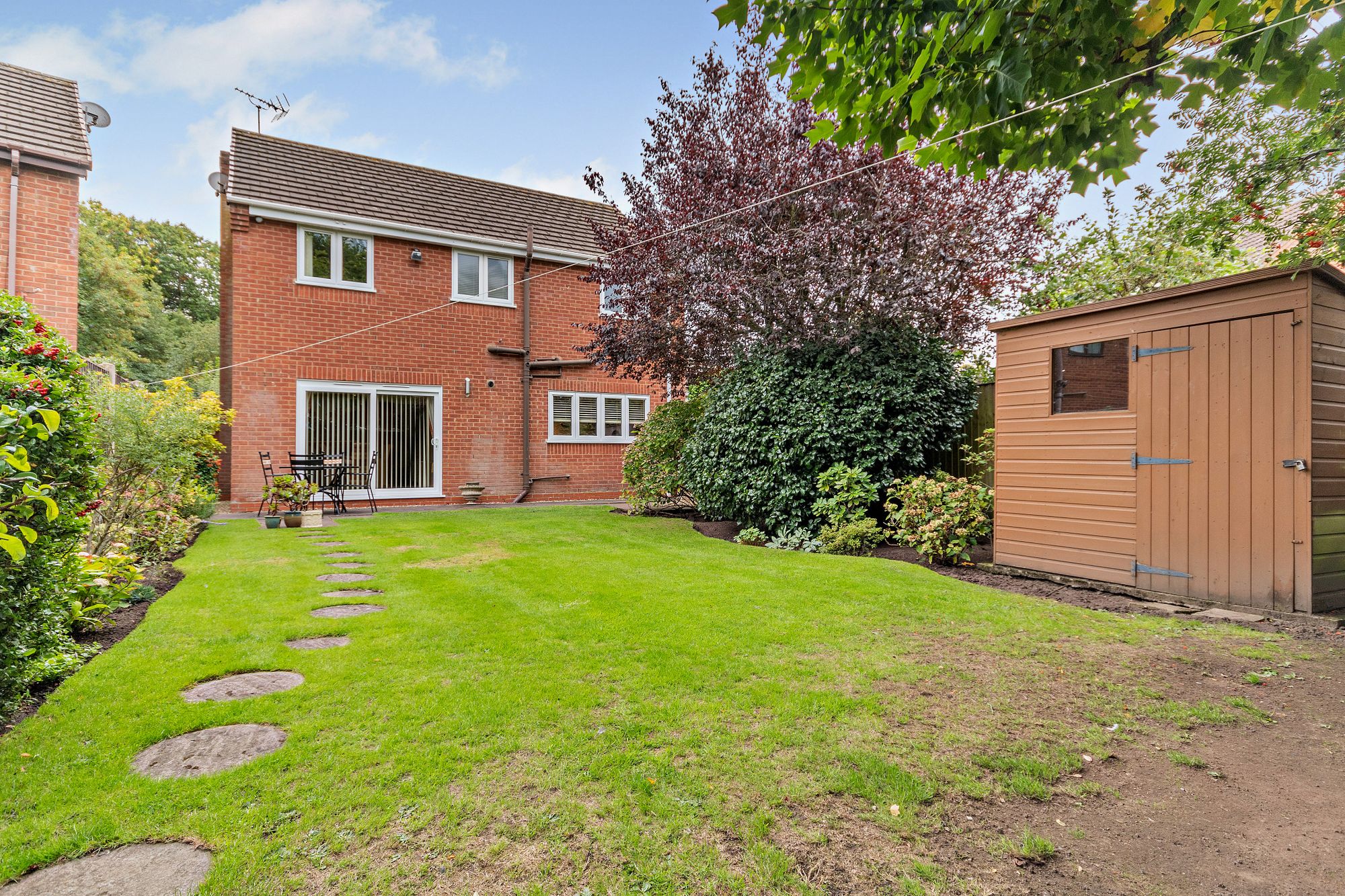 4 bed detached house for sale in Pear Tree Drive, Stourbridge, DY8 19