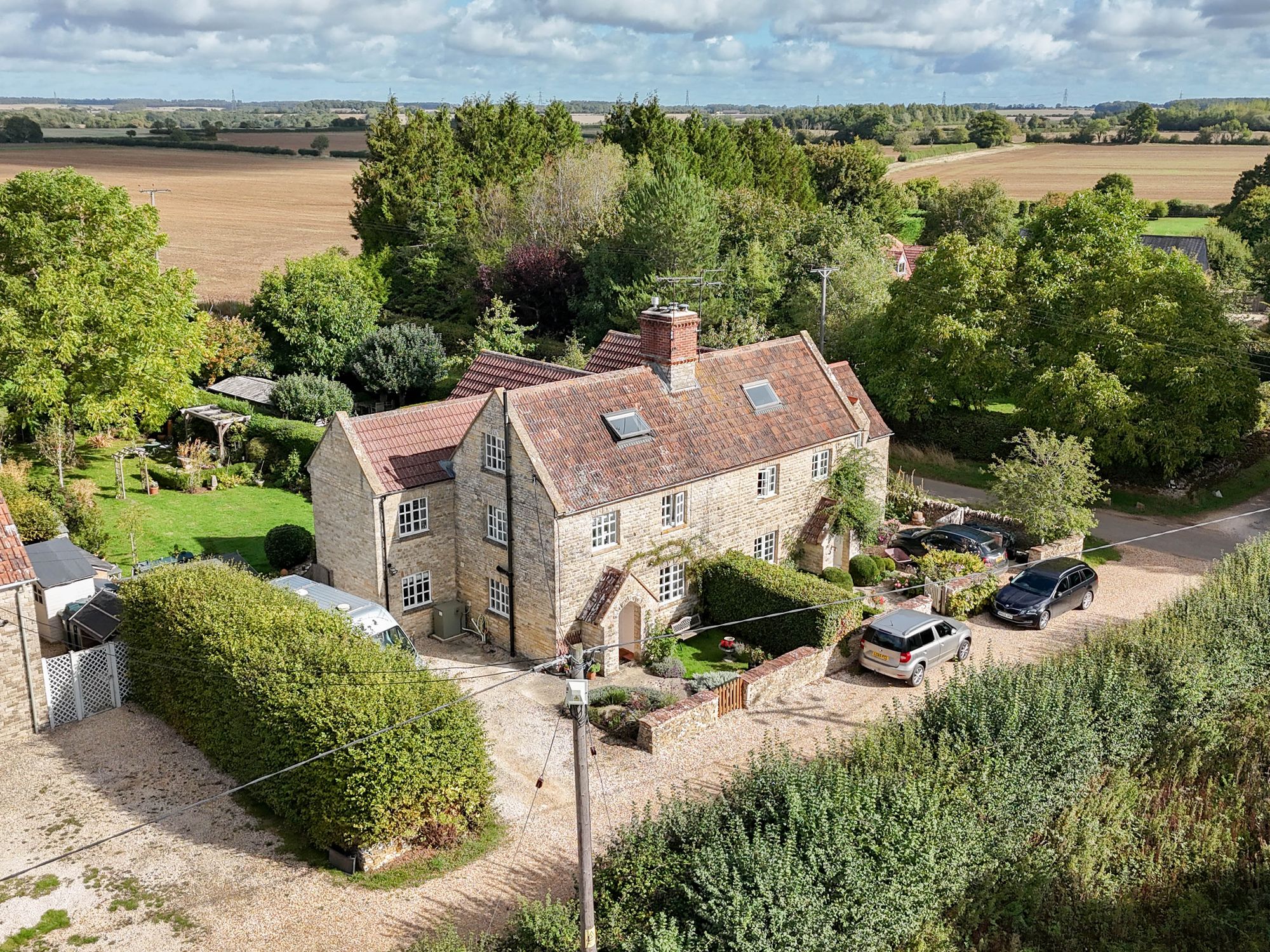 4 bed semi-detached cottage for sale in Coln St. Aldwyns, Cirencester, GL7  - Property Image 27