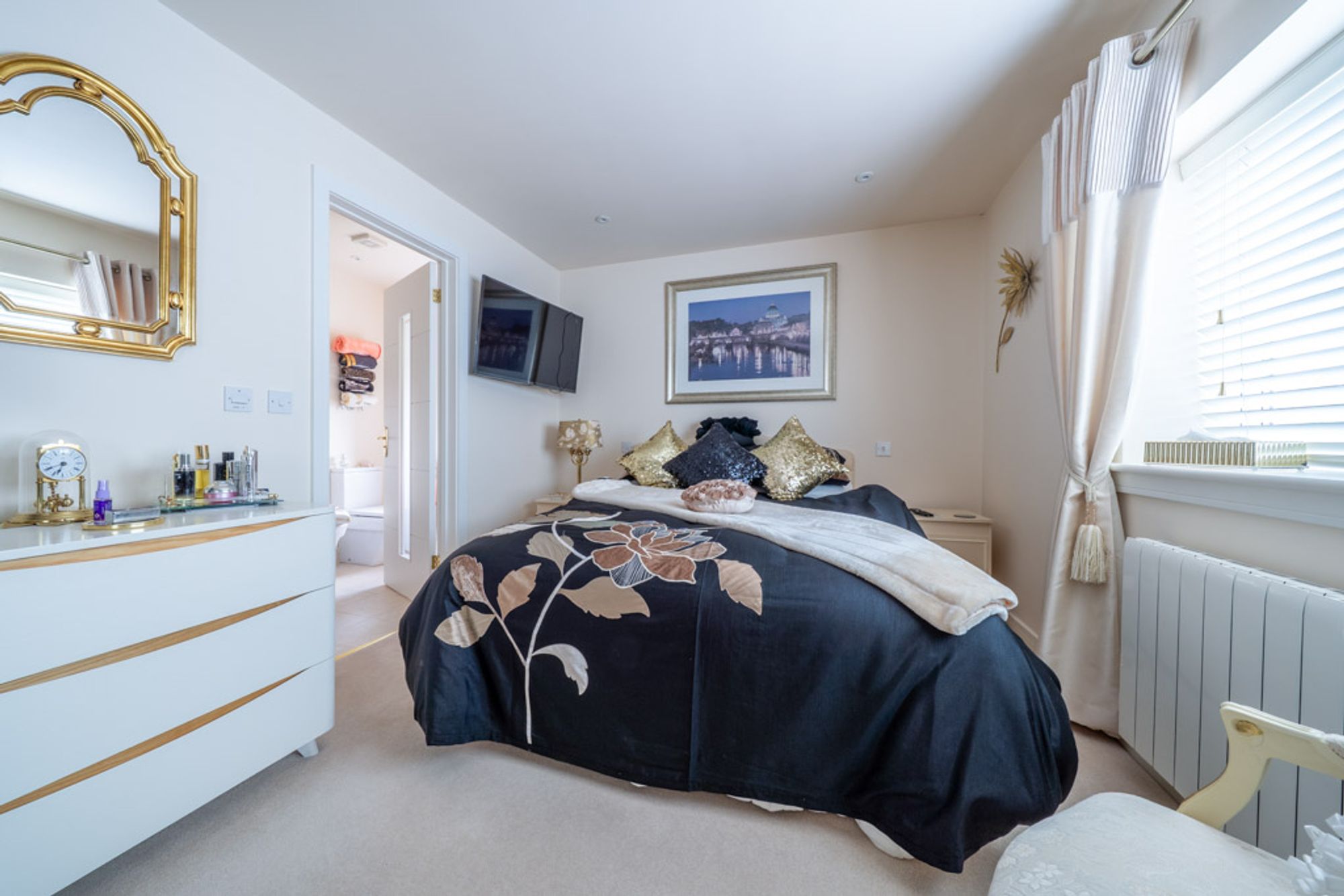 4 bed detached house for sale in Jasmine Close, Hanley Swan, WR8 9