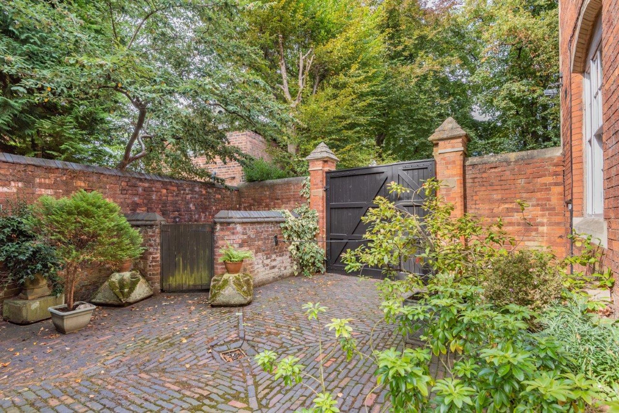 8 bed detached house for sale in Carpenter Road, Birmingham, B15 36