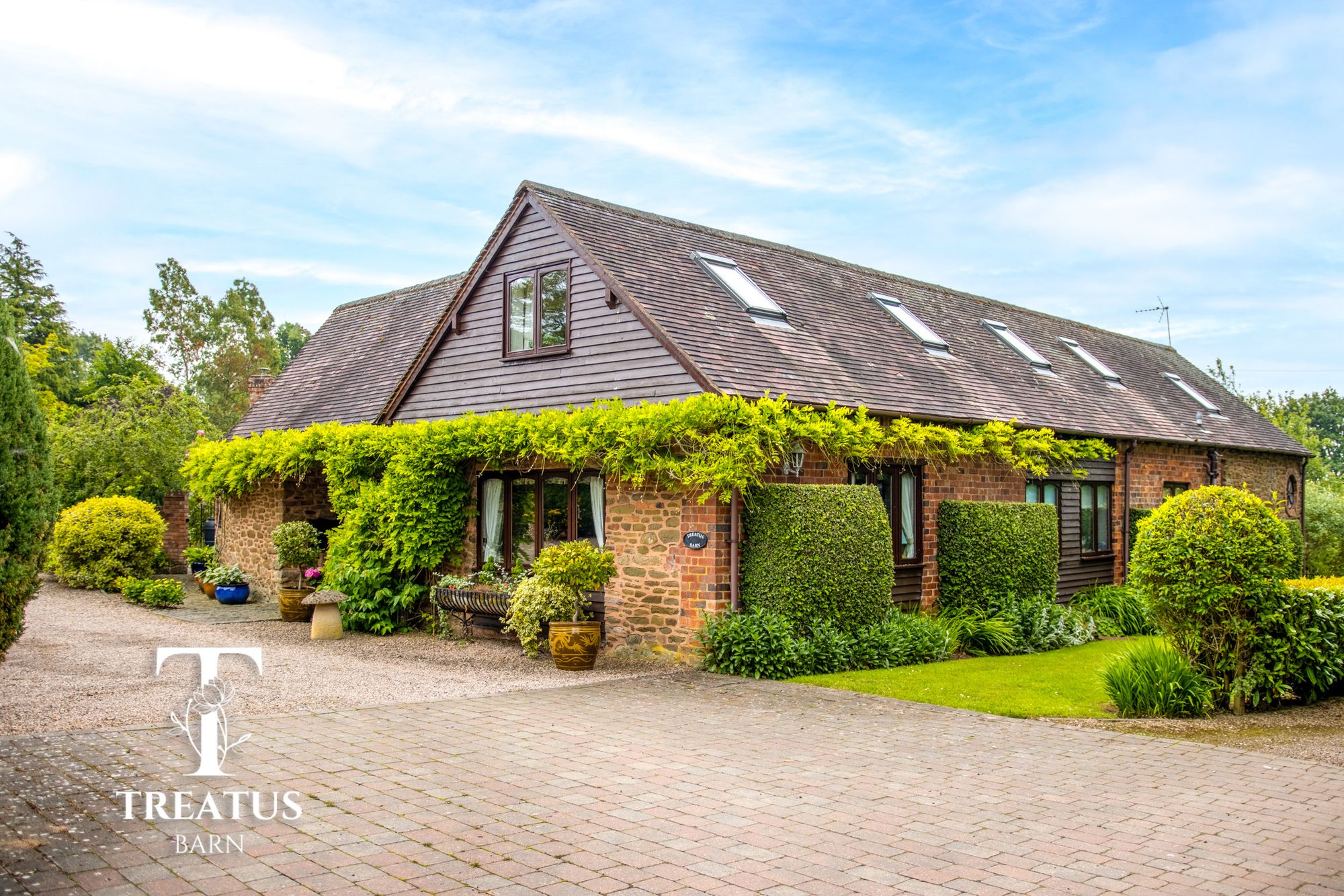 4 bed detached house for sale in Rock, Worcestershire, DY14