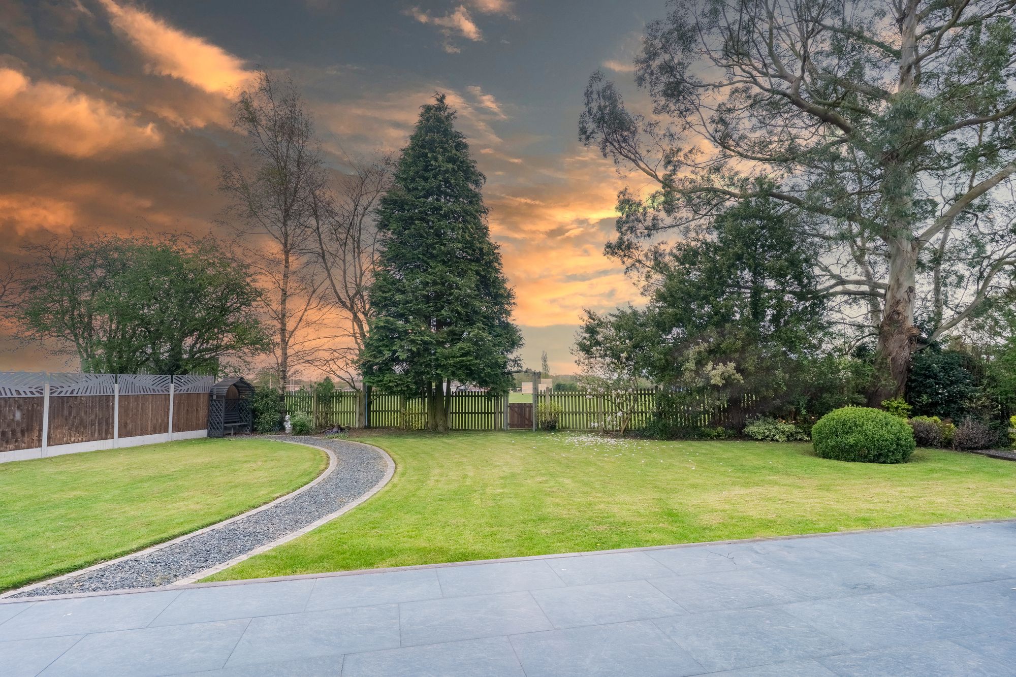 4 bed house for sale in Ash Lane, Alvechurch, B48 3