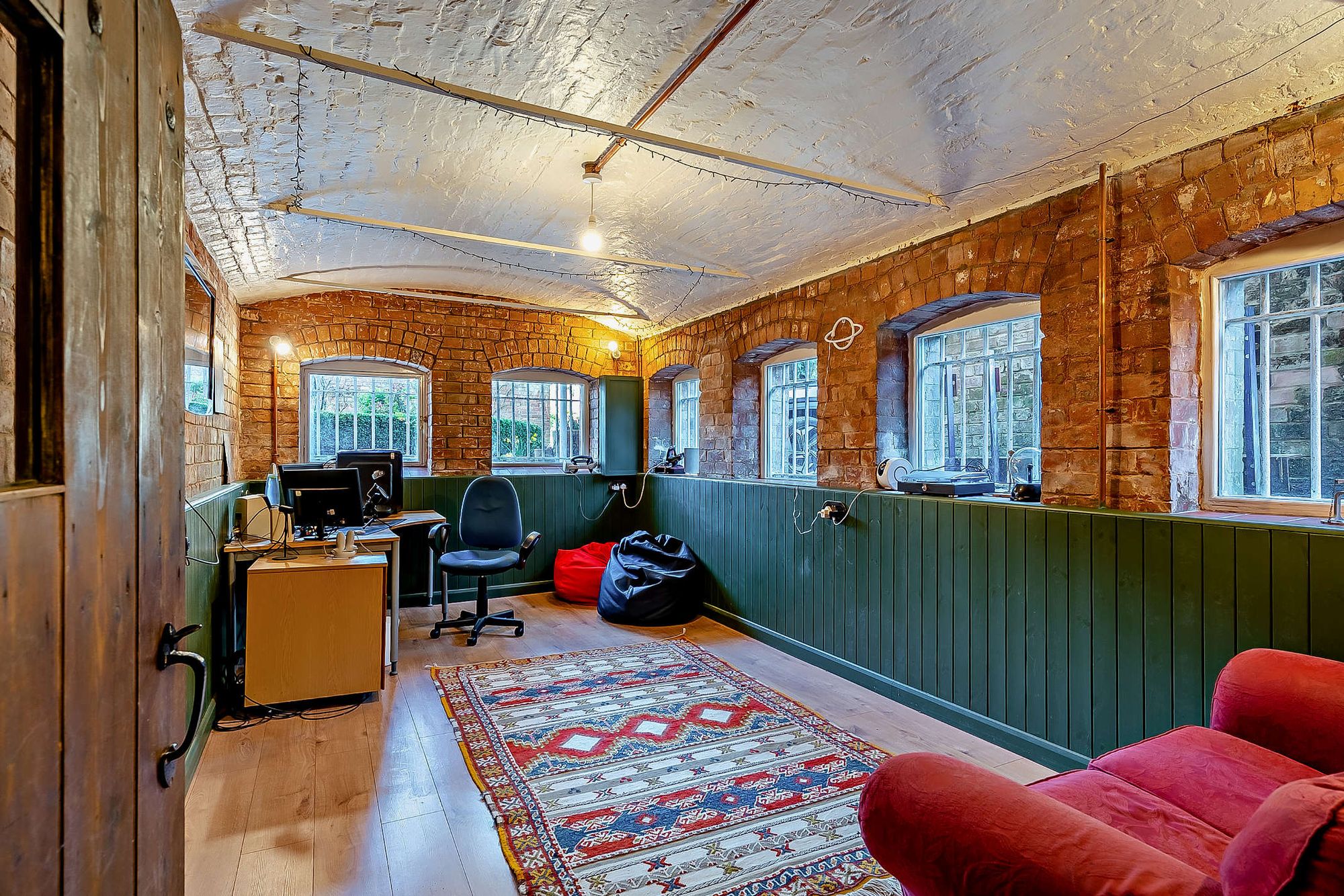 5 bed house for sale in Bromyard Road, Crown East, WR2 17