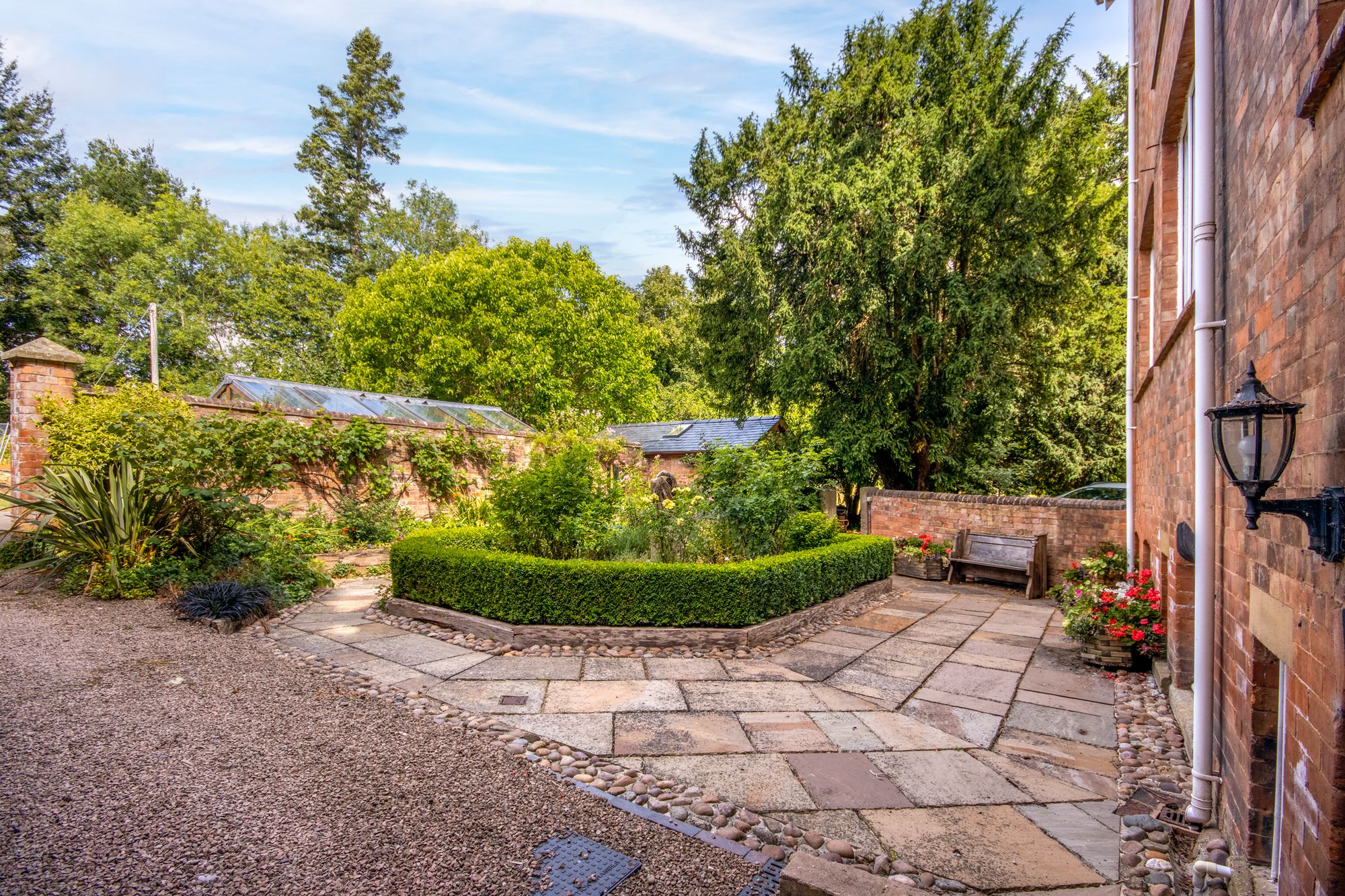 5 bed house for sale in Bromyard Road, Crown East, WR2 23